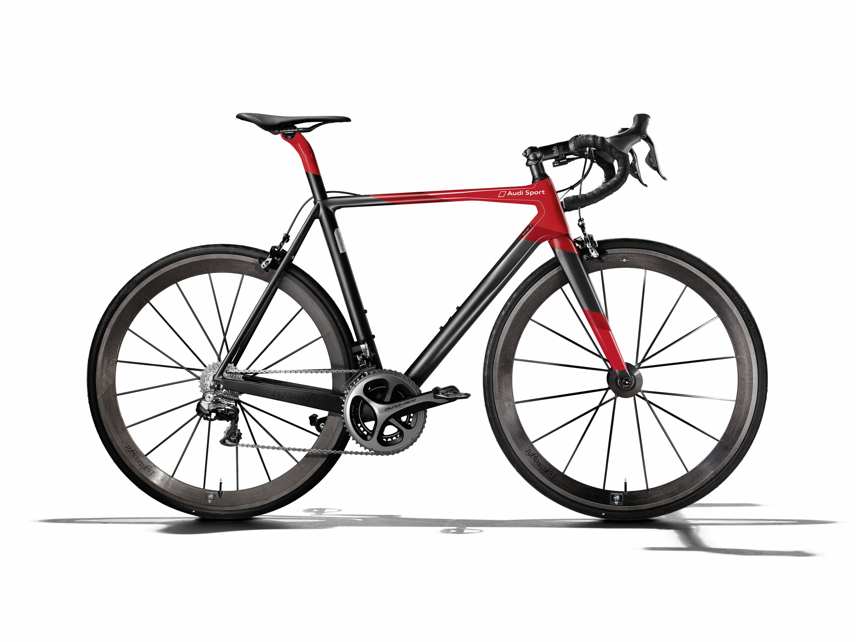 Audi presents the first racing bike made of carbon