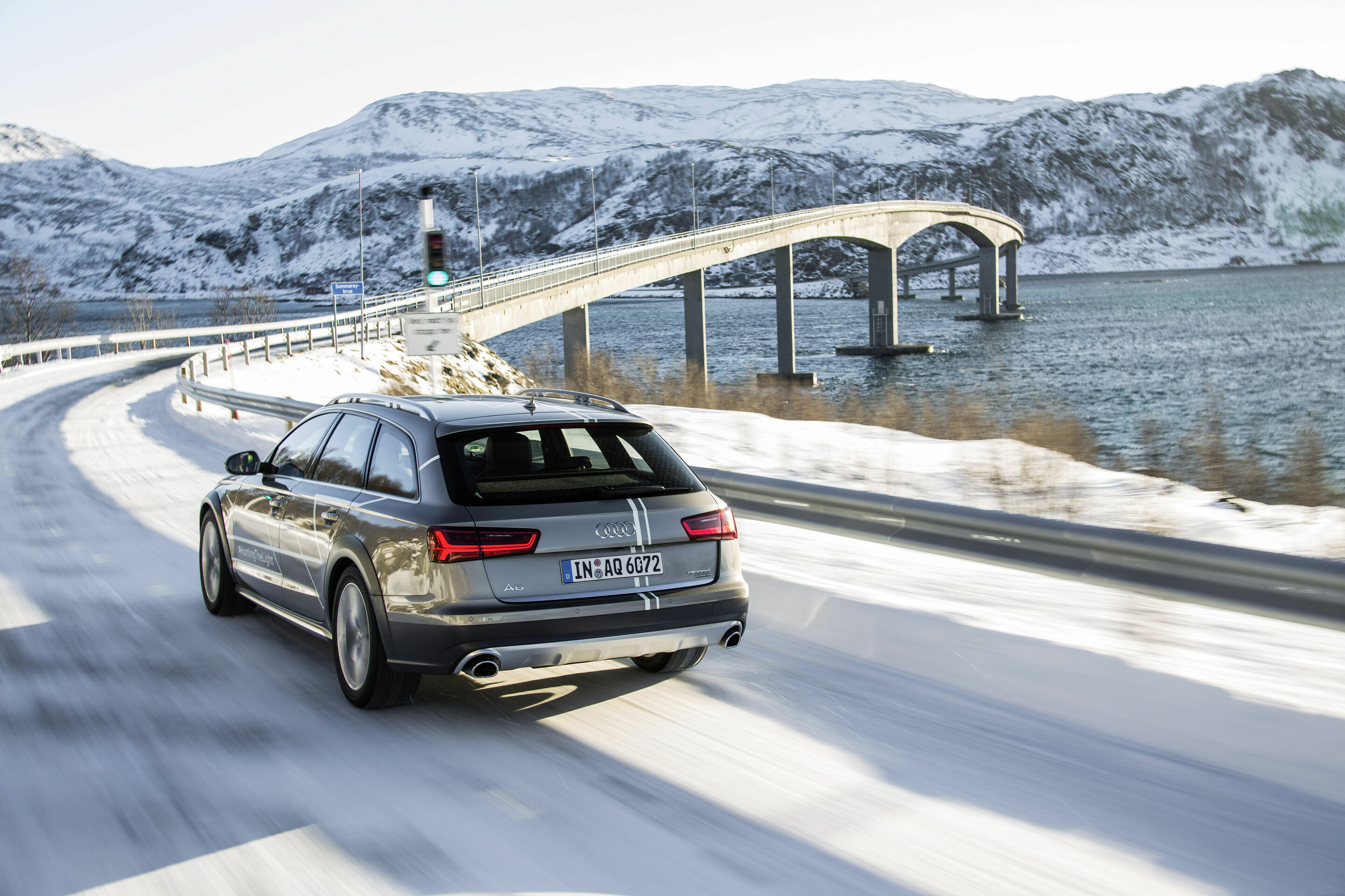 #HuntingTheLight - mit Matrix LED-Technologie im Audi A6 allroad quattro in Nordnorwegen auf der Jagd nach dem Polarlicht.