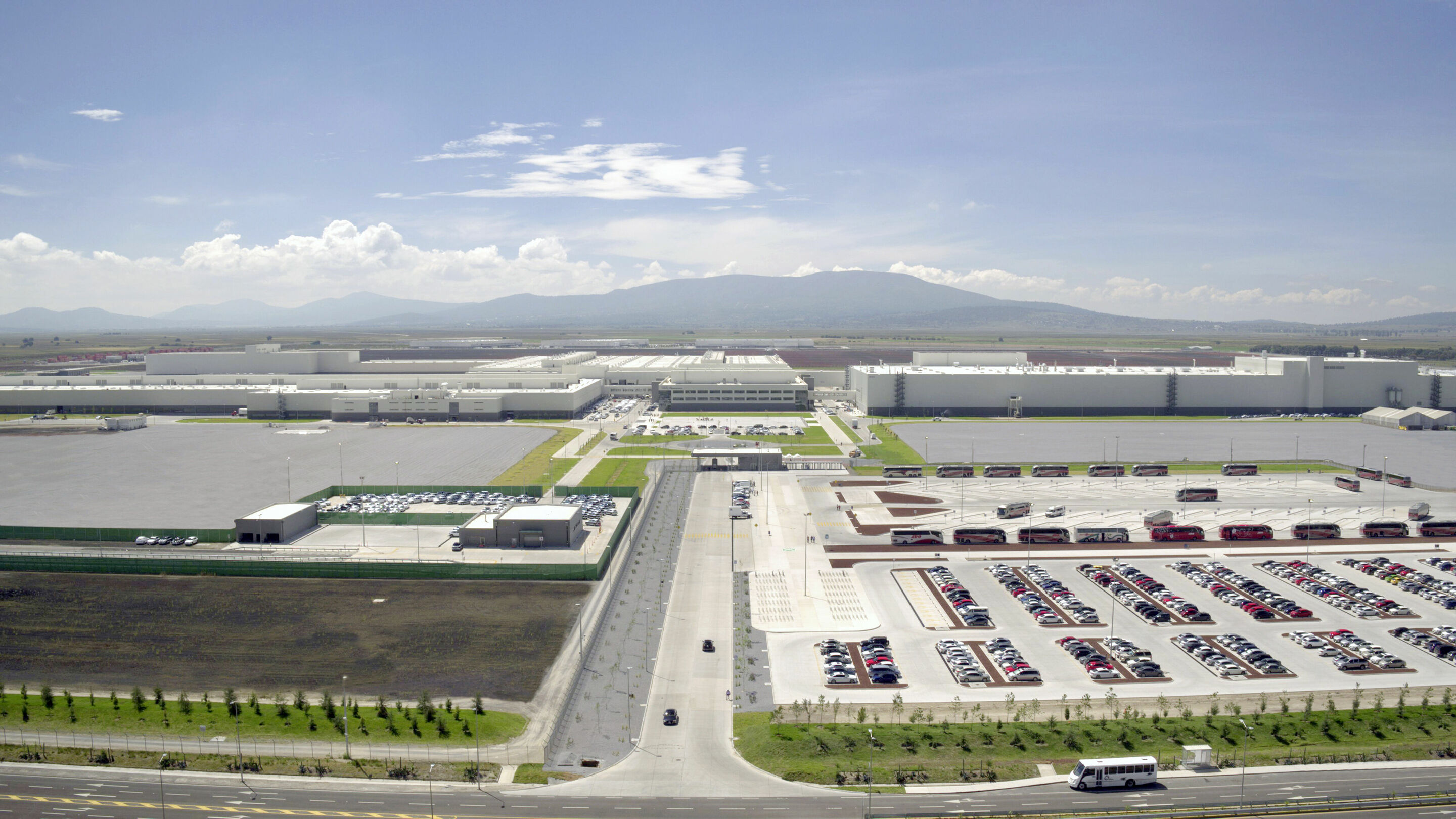 Audi México: aerial view