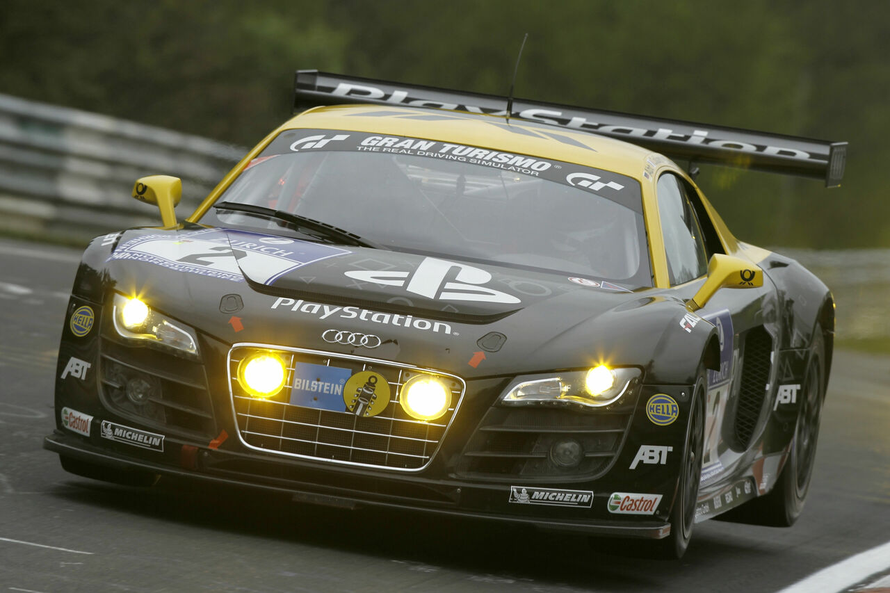 DTM stars at wheel of the Audi R8 LMS | Audi MediaCenter