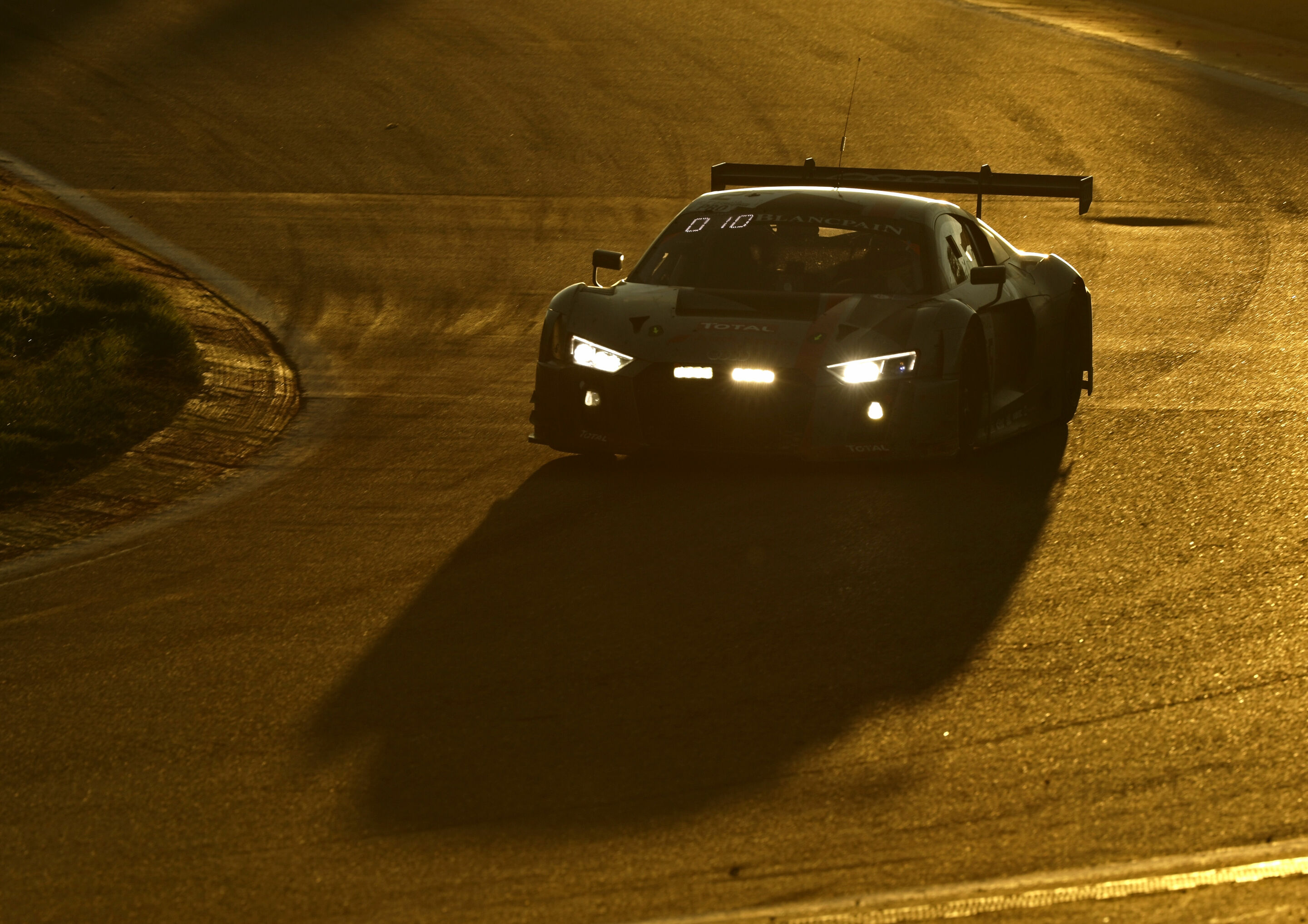 24h Spa 2017 - Audi R8 LMS #2 (Audi Sport Team WRT), Christopher Mies/Connor De Phillippi/Frédéric Vervisch