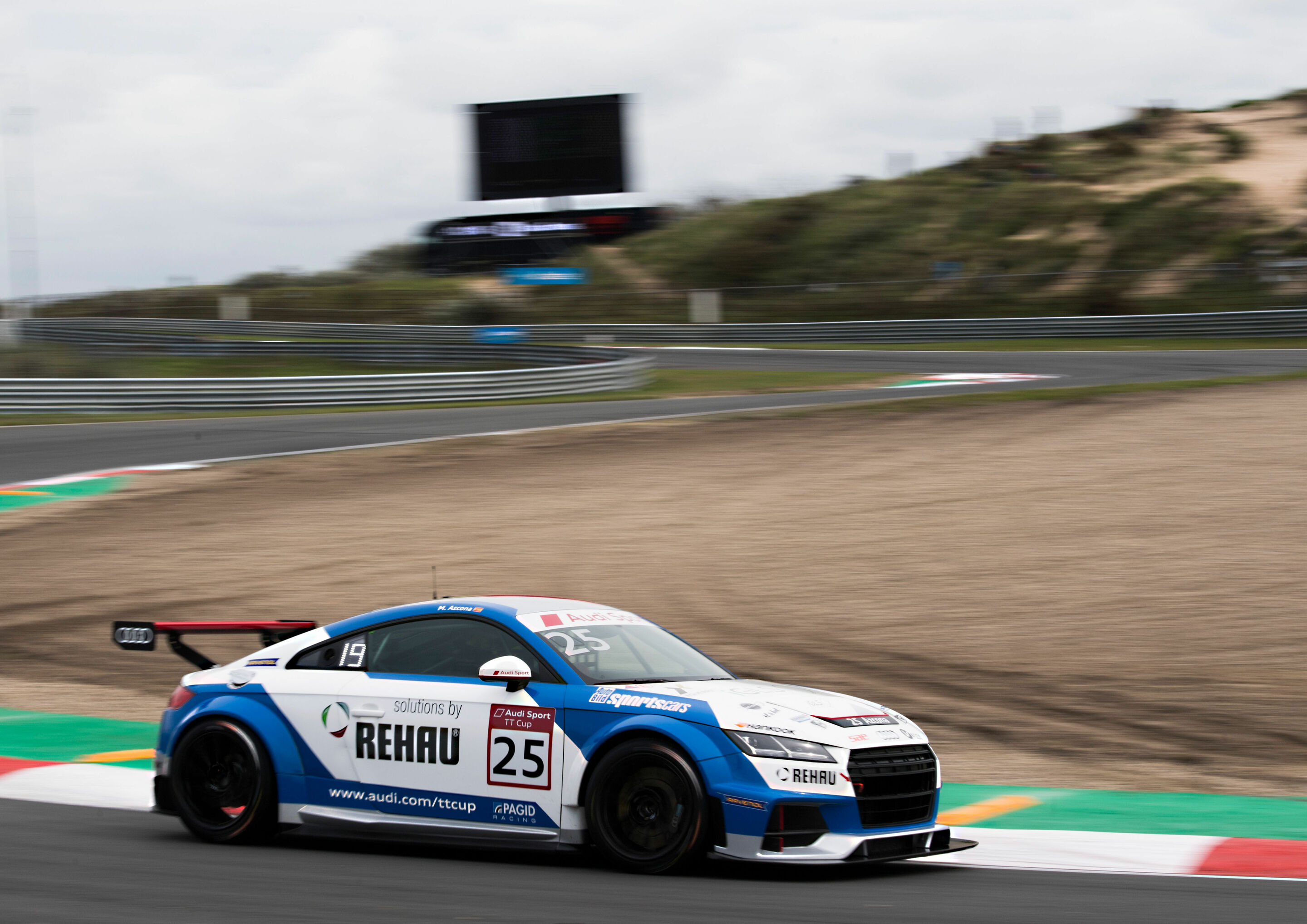 Audi Sport TT Cup Zandvoort 2017 - Audi TT cup #25 Mikel Azcona
