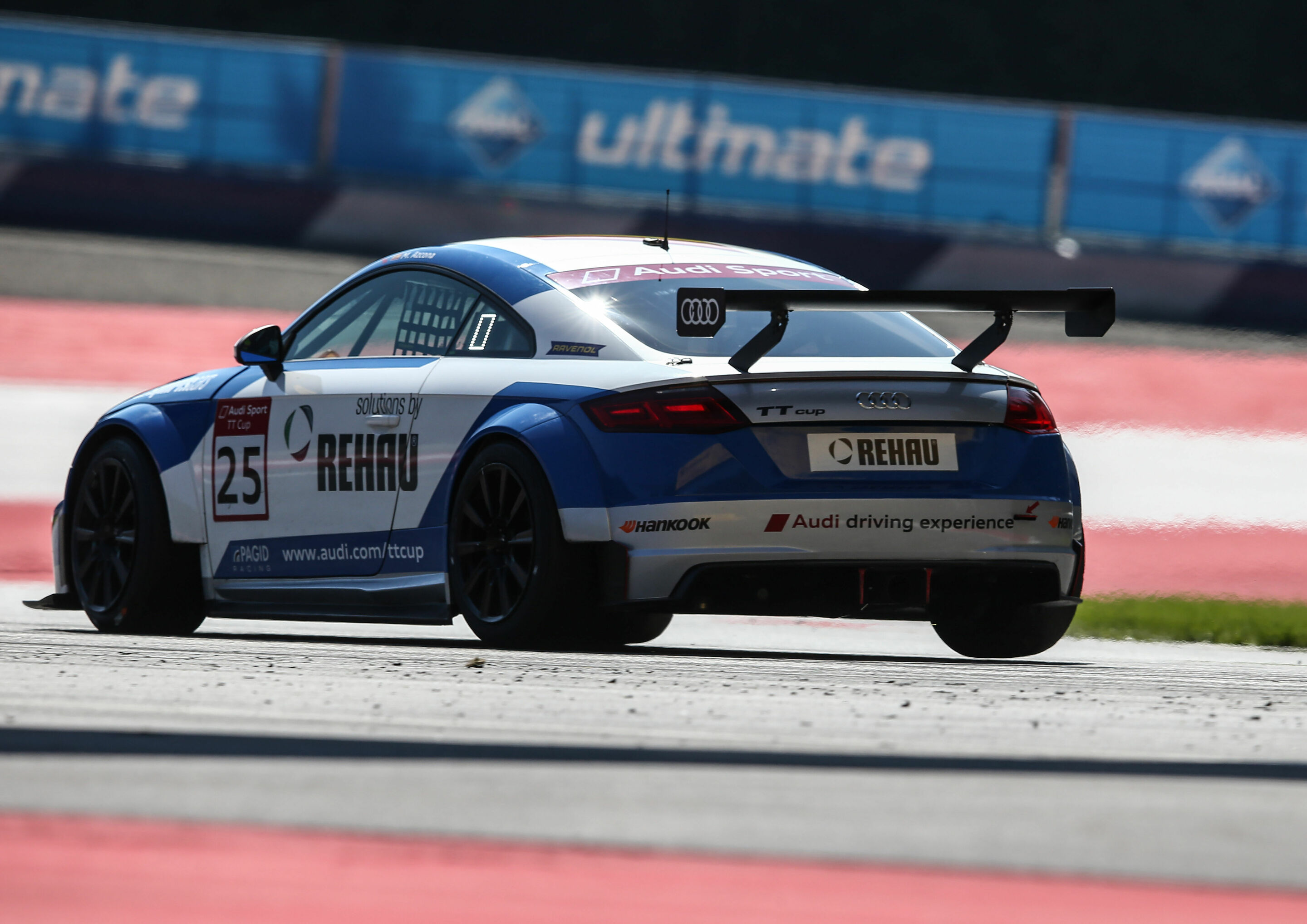 Audi Sport TT Cup Red Bull Ring 2017 - Audi TT cup #25 Mikel Azcona