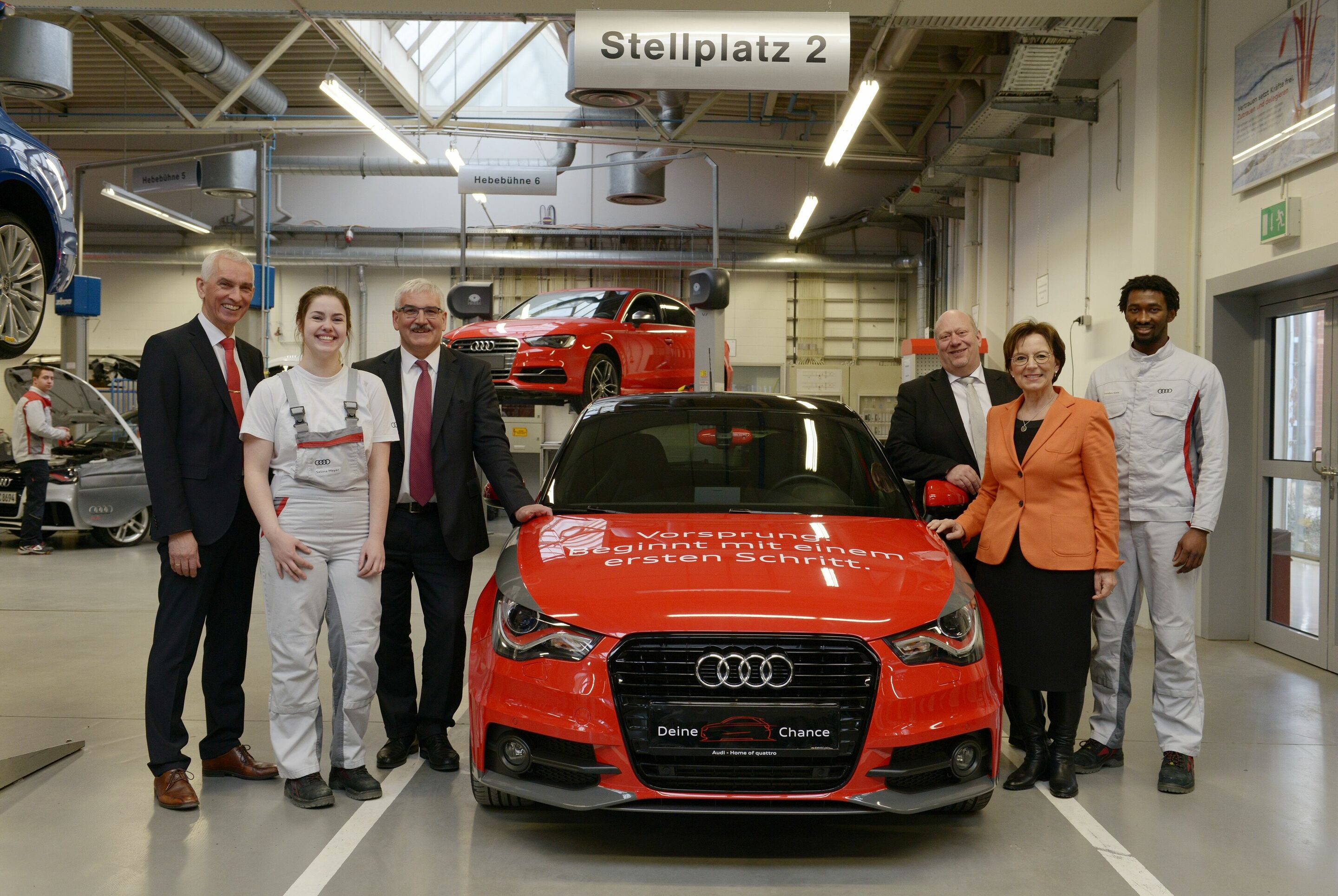Bayerische Arbeitsministerin zu Gast im Audi Bildungszentrum