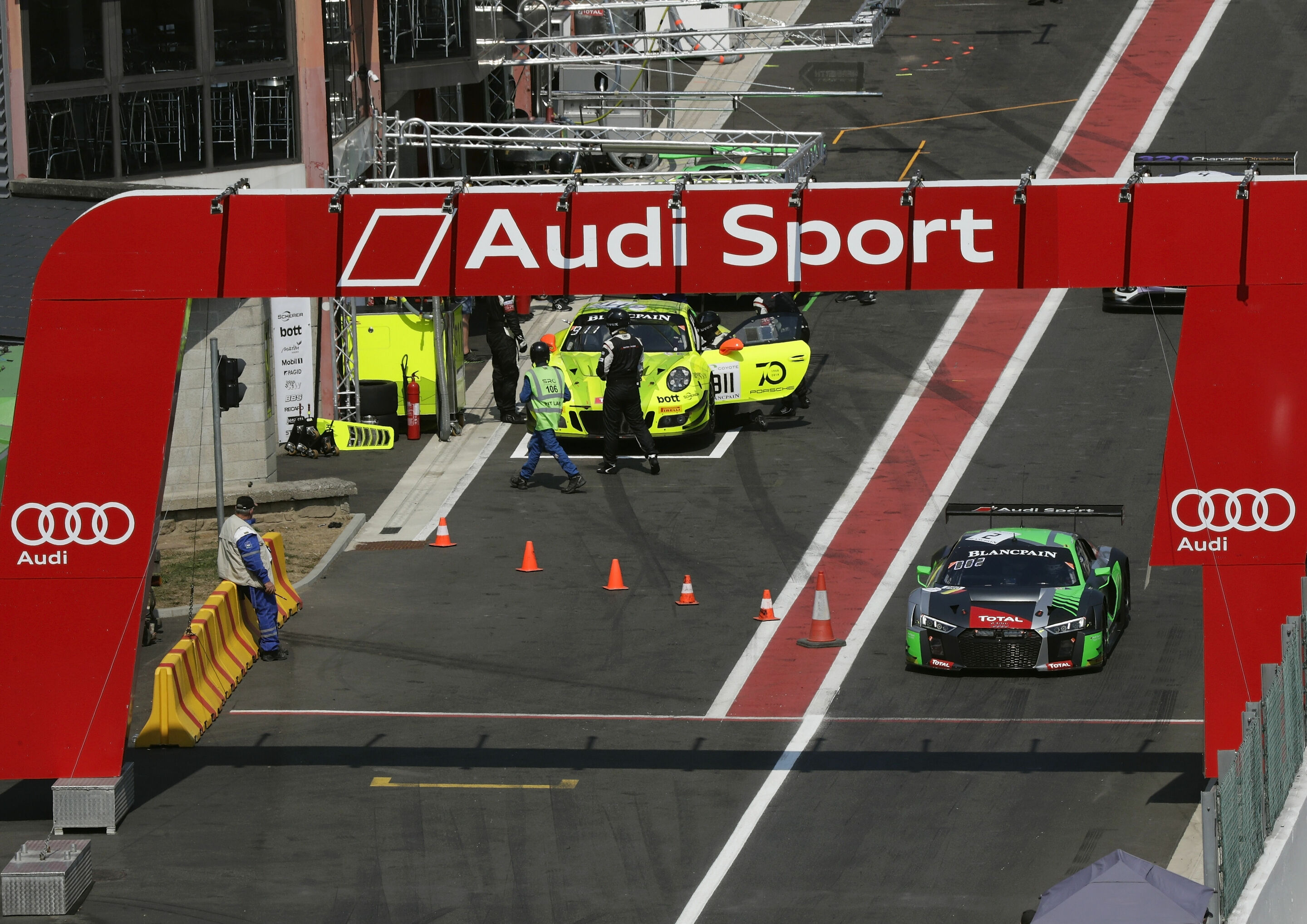 24h Spa 2018 - Audi R8 LMS #2 (Audi Sport Team WRT), Robin Frijns/Nico Müller/René Rast