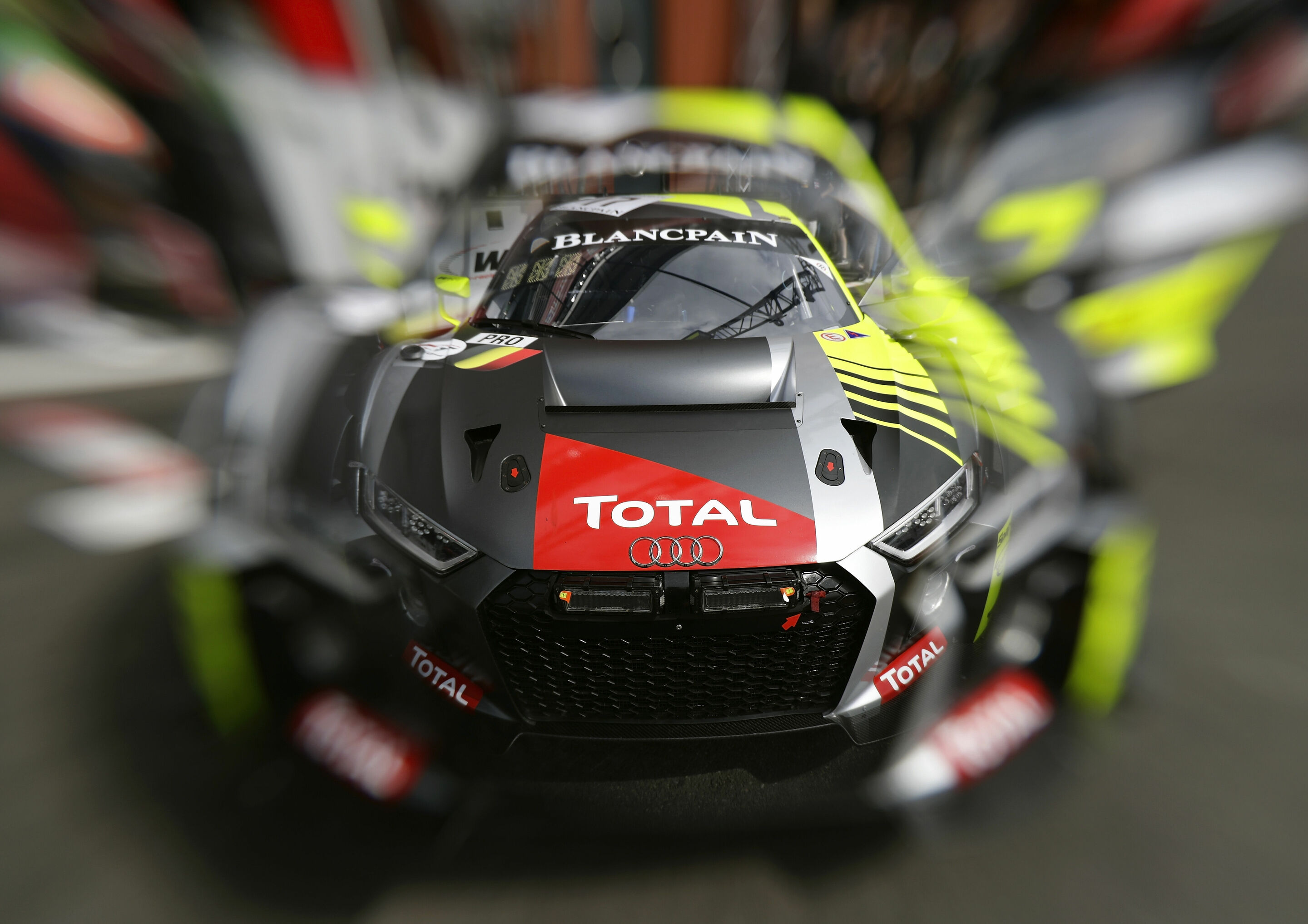 24h Spa 2018 - Audi R8 LMS #17 (Belgian Audi Club Team WRT), Marcel Fässler/Stuart Leonard/Daniel Serra 
Starting grid