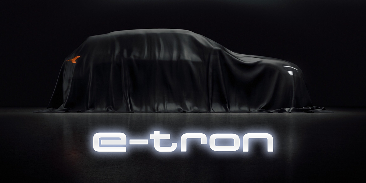 Audi e-tron_verdeckt - Kombiniert den Raum und Komfort eines typischen Oberklasse-Automobils mit einer alltagstauglichen Reichweite: der Audi e-tron.