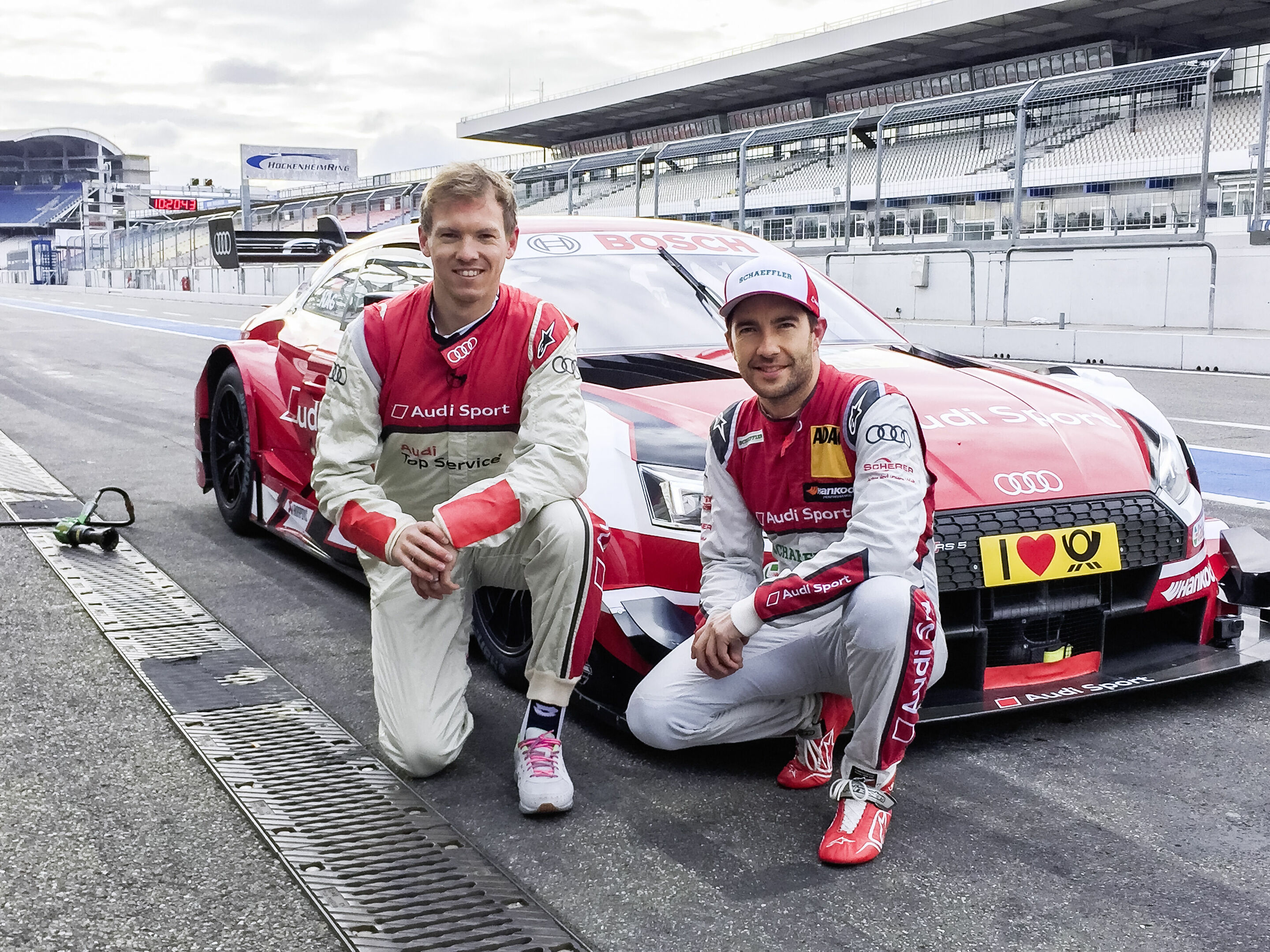 DTM trifft Fußball: Trainer Nagelsmann Co-Pilot im Audi RS 5 DTM