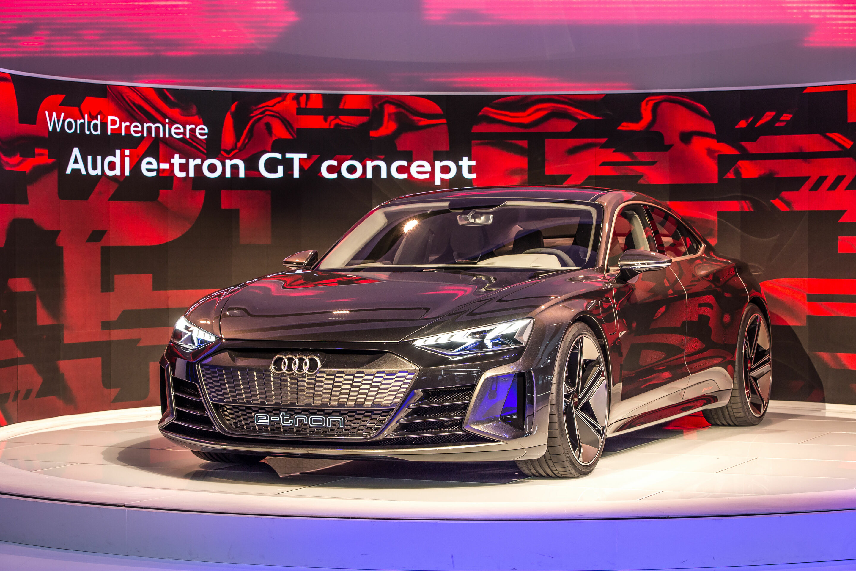 Weltpremiere des Audi e-tron GT concept auf der Los Angeles Motor Show 2018