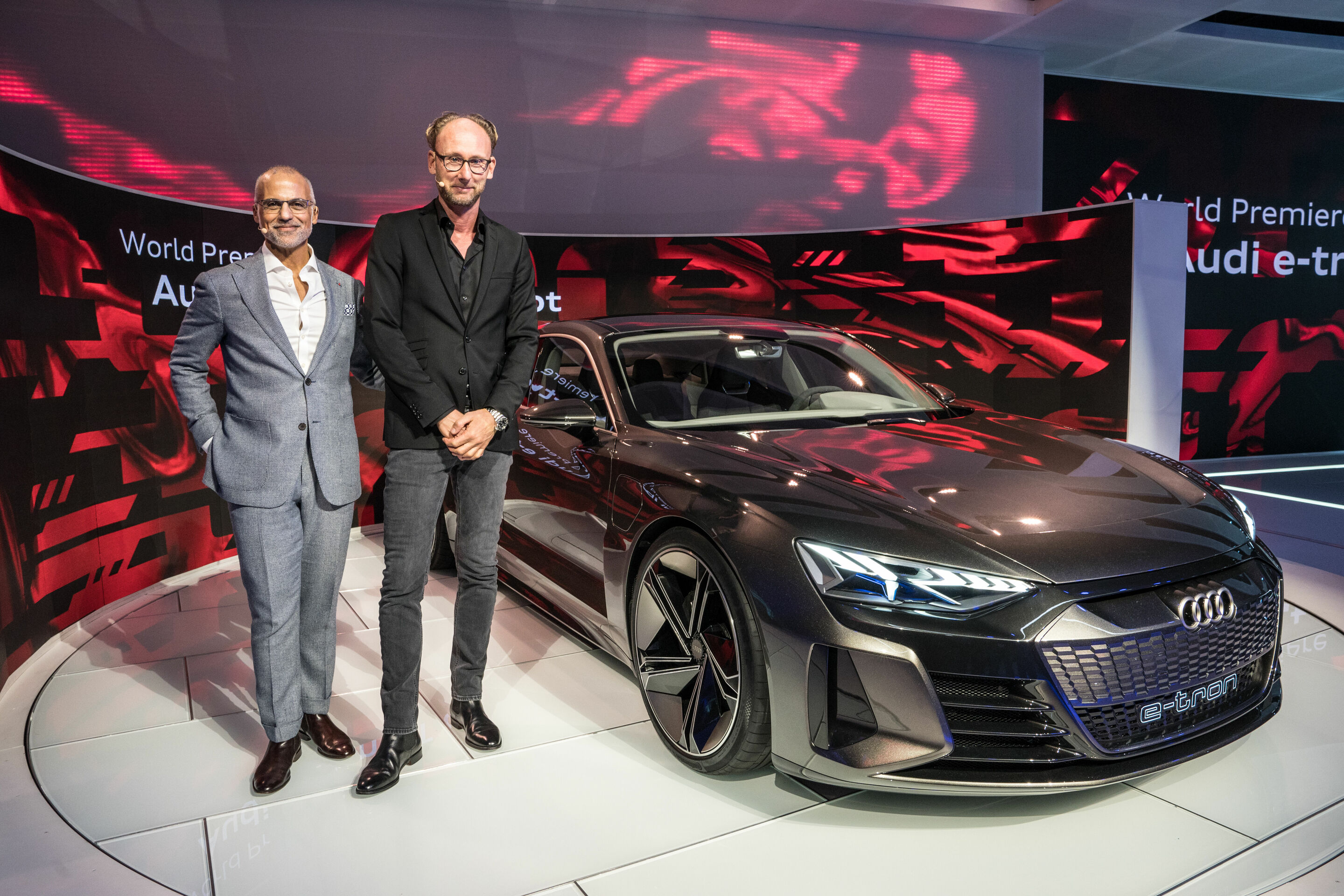 Weltpremiere des Audi e-tron GT concept auf der Los Angeles Motor Show 2018