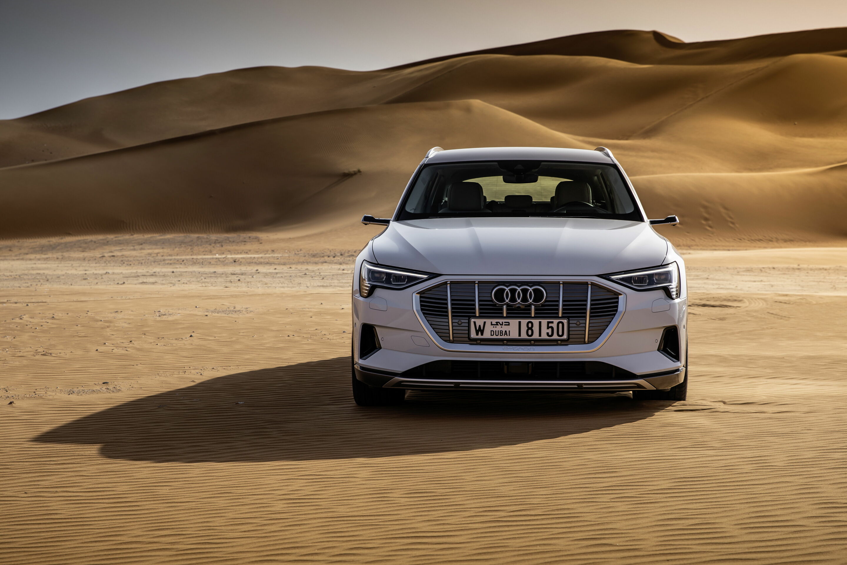 The Audi e-tron at Masdar City - The Audi e-tron in Abu Dhabi,
Static photo, 
Color: Glacier white
