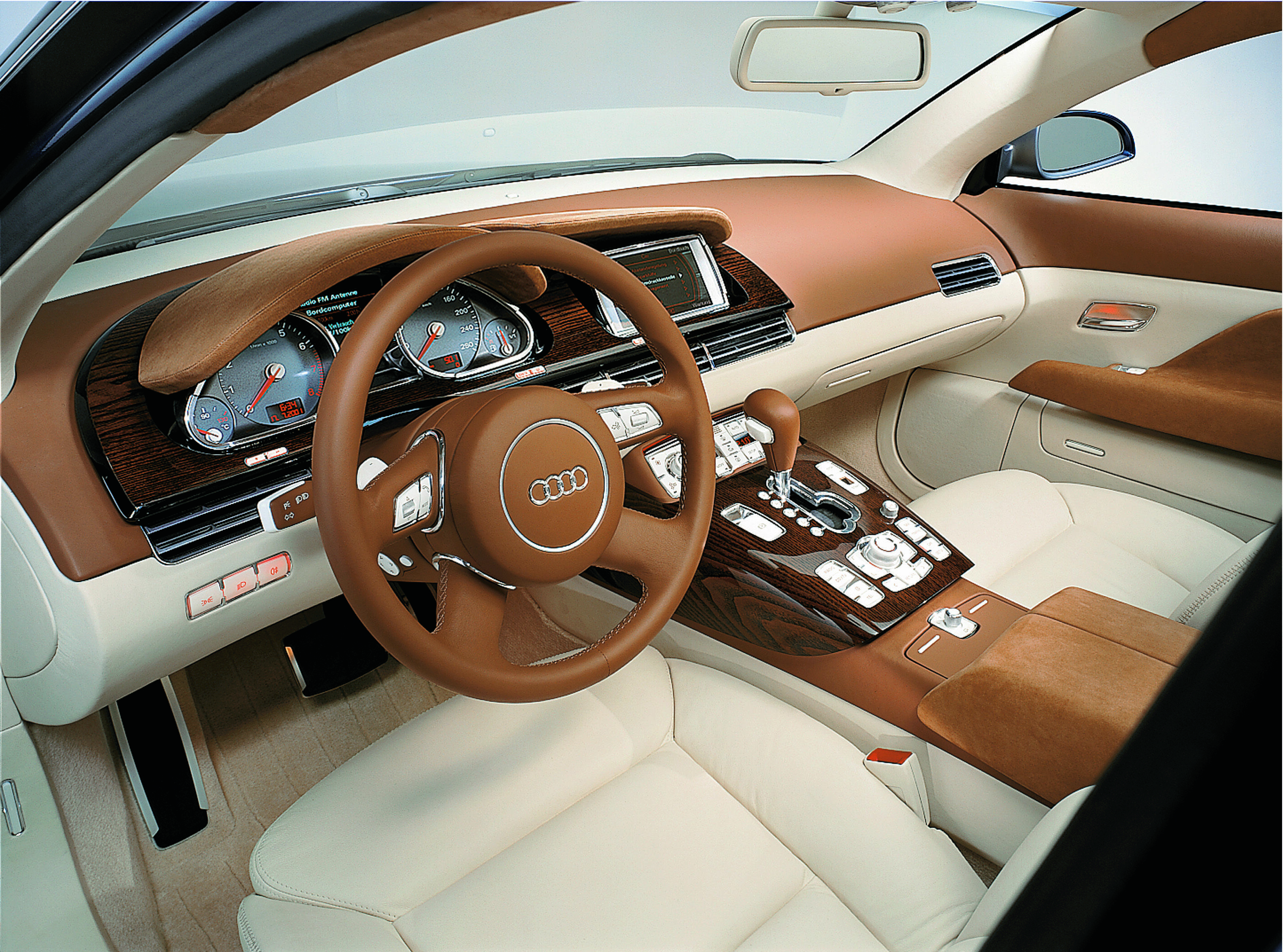 Audi Avantissimo - Interior