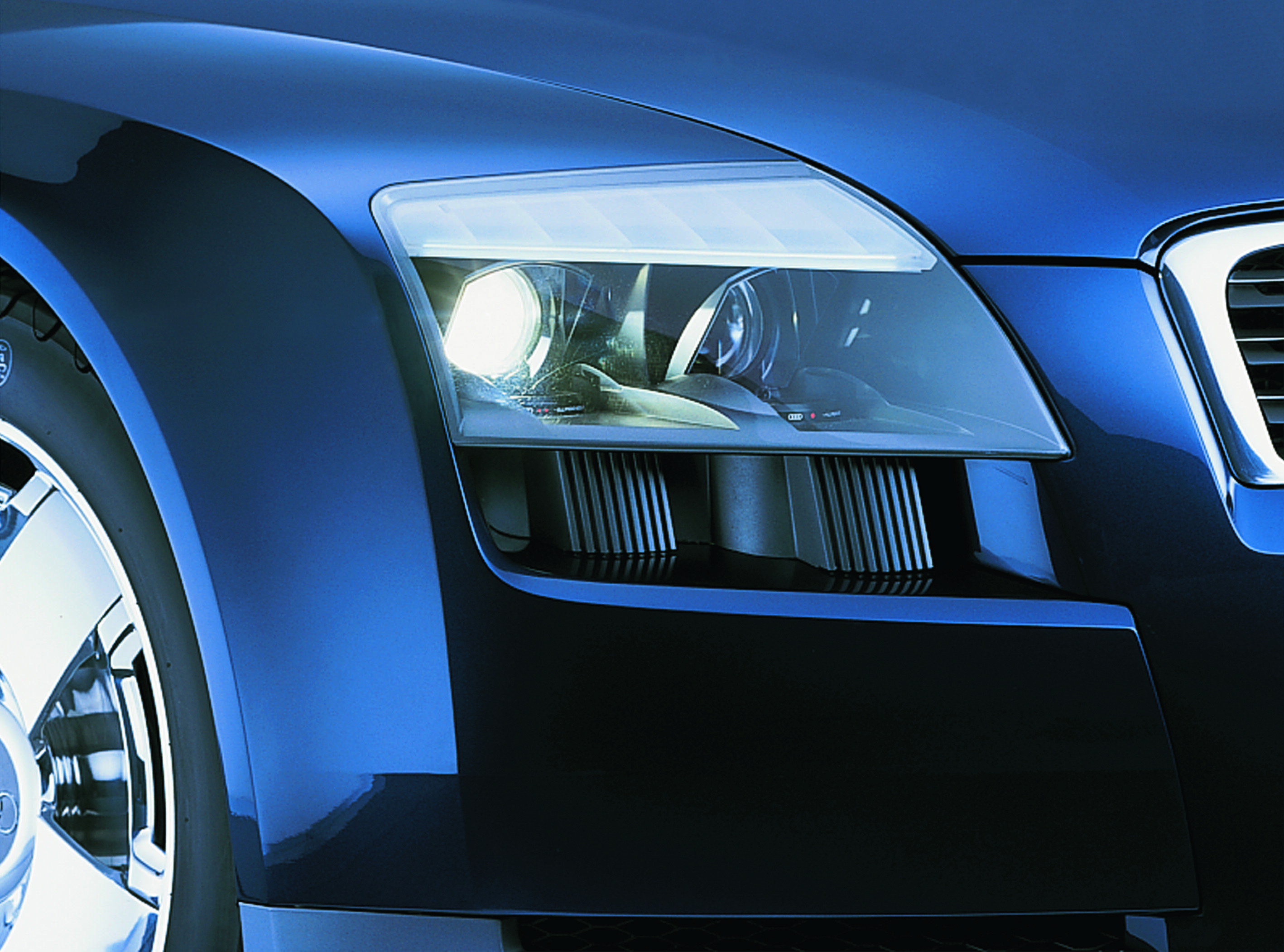 Audi Avantissimo - Headlights