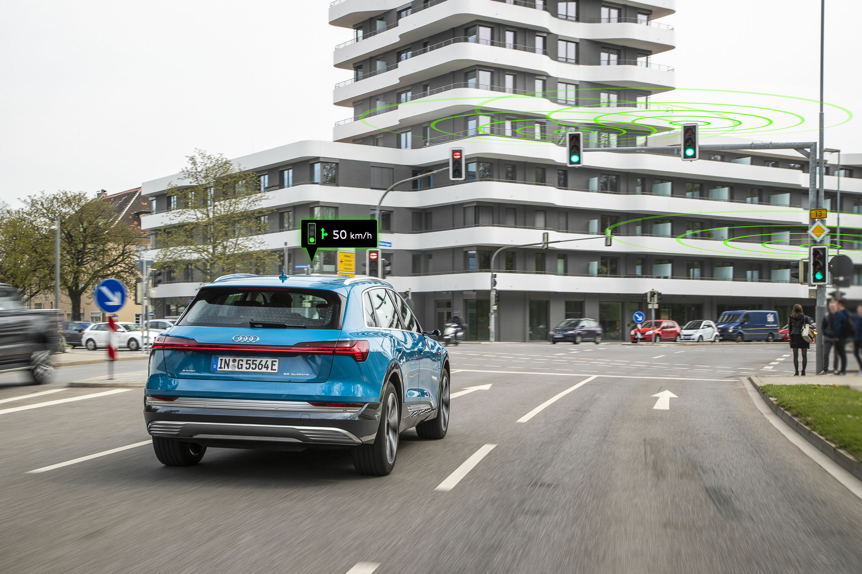 Audi networks with traffic lights in Europe