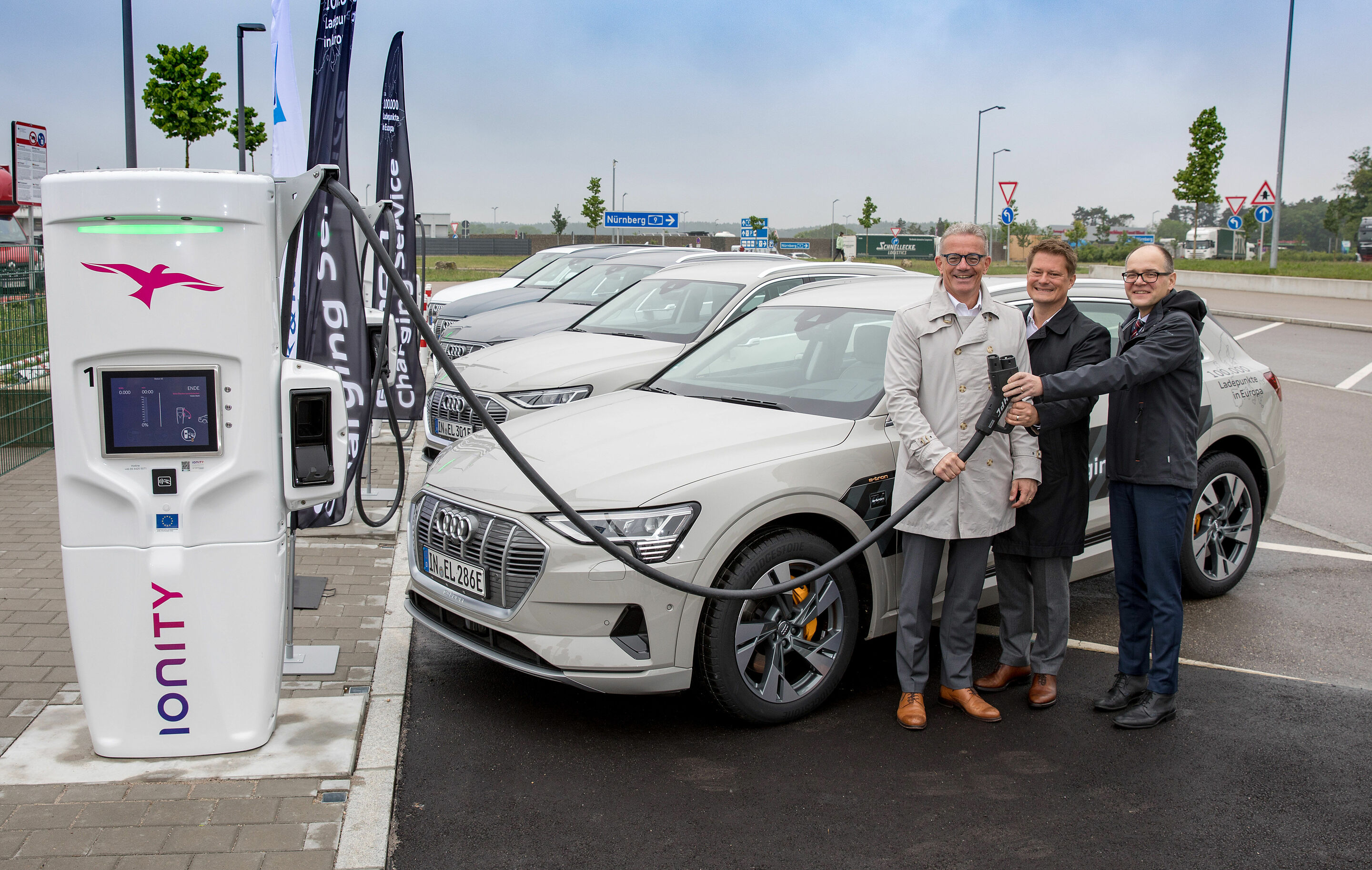 „IONITY und Tank & Rast nehmen gemeinsam mit Audi die ersten High-Power-Charging Ladestationen auf der Autobahn in Bayern in Betrieb“