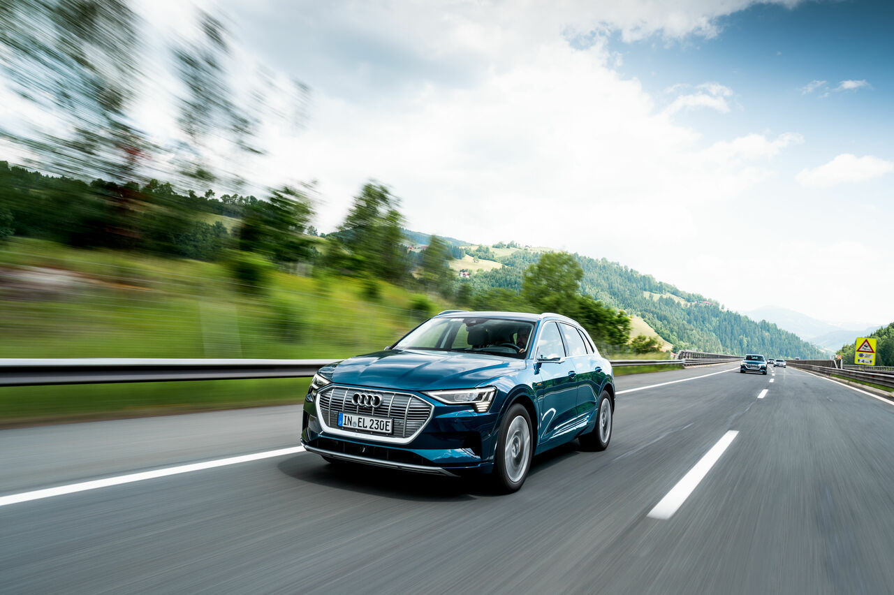 Ten countries in 24 hours Audi etron on tour Audi MediaCenter