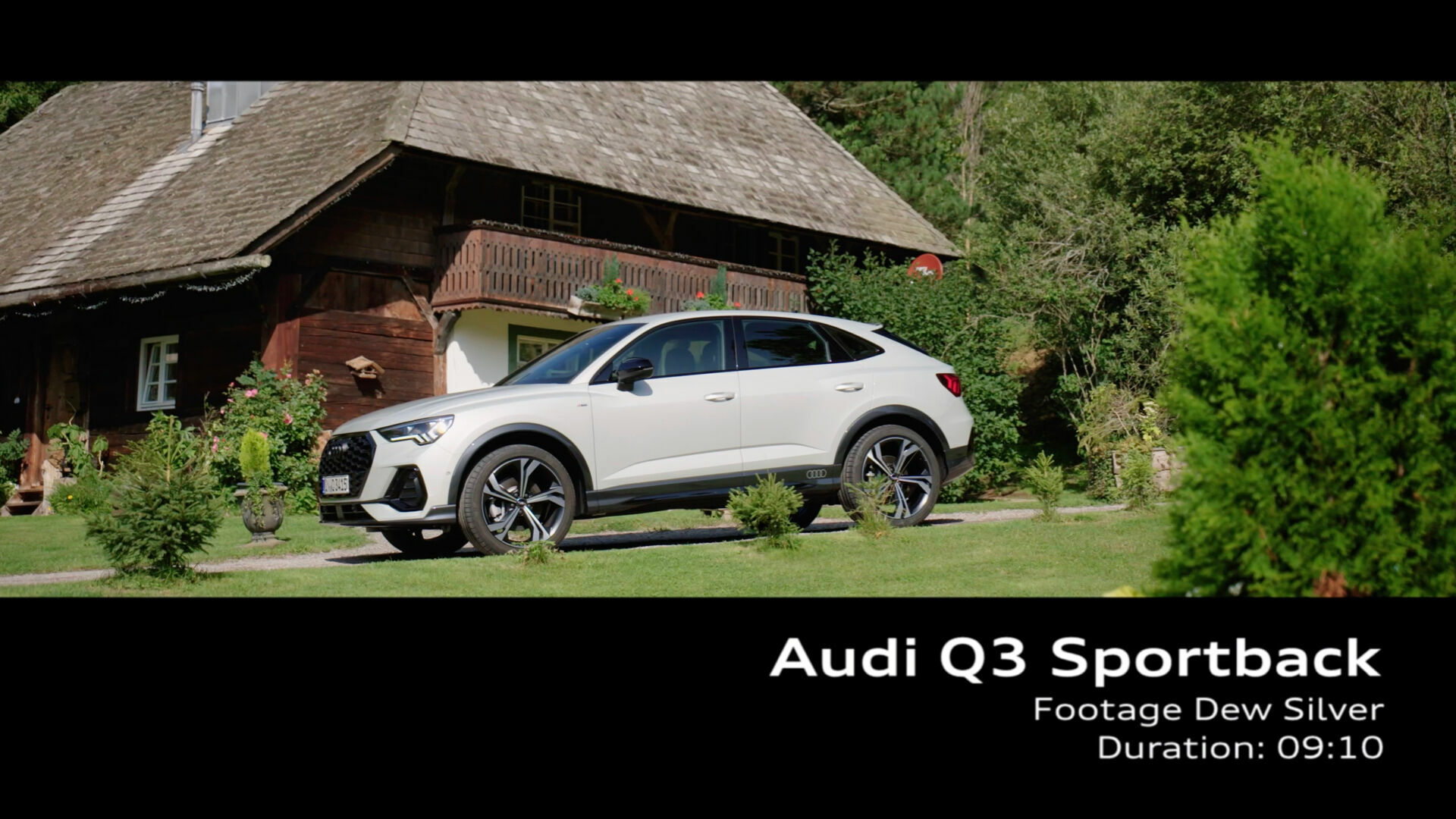 Footage Audi Q3 Sportback - Dew Silver - Footage Audi Q3 Sportback - Dew Silver