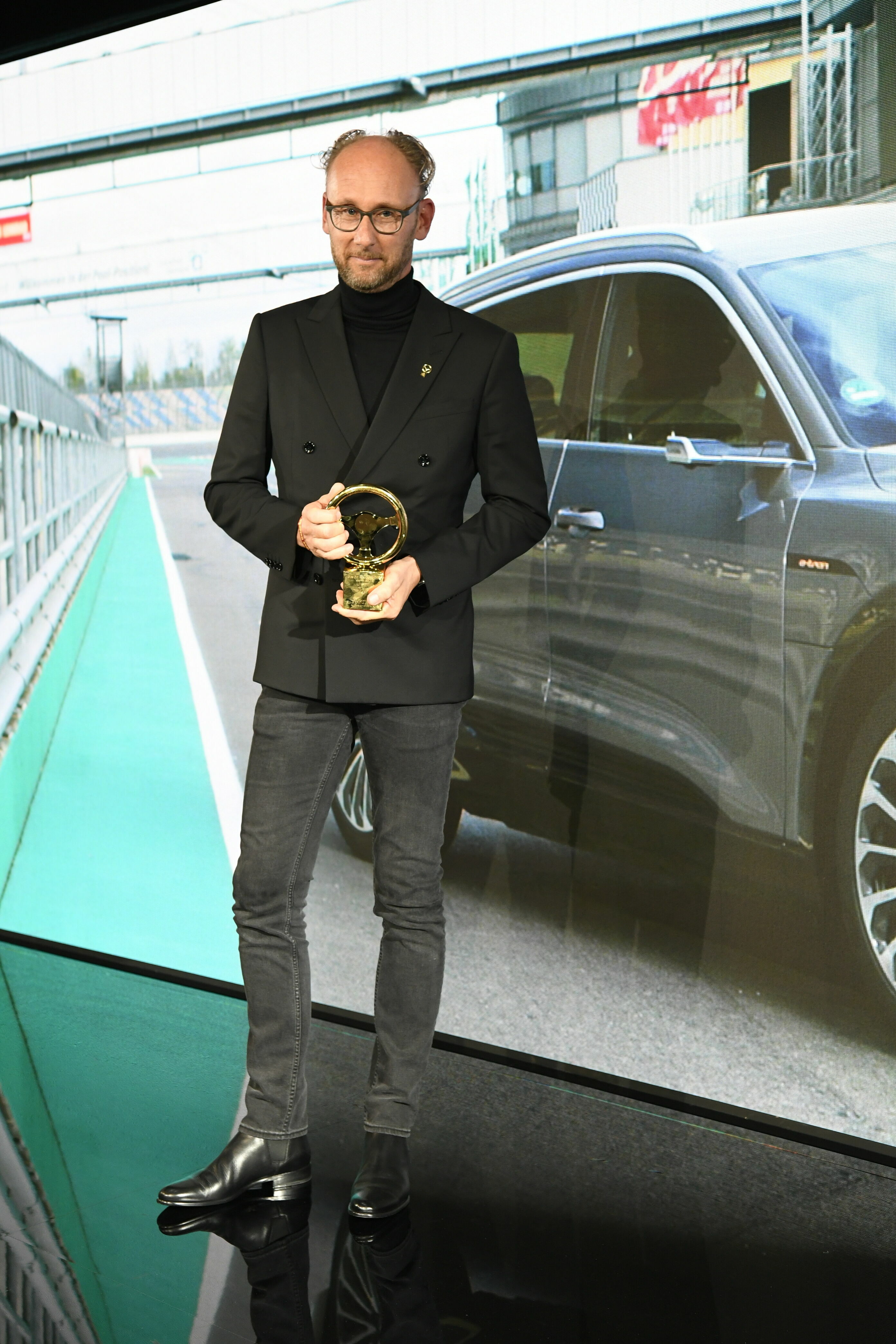 Doppelsieg für Audi beim „Goldenen Lenkrad“: Der A1 und der e-tron gewinnen ihre Klassen