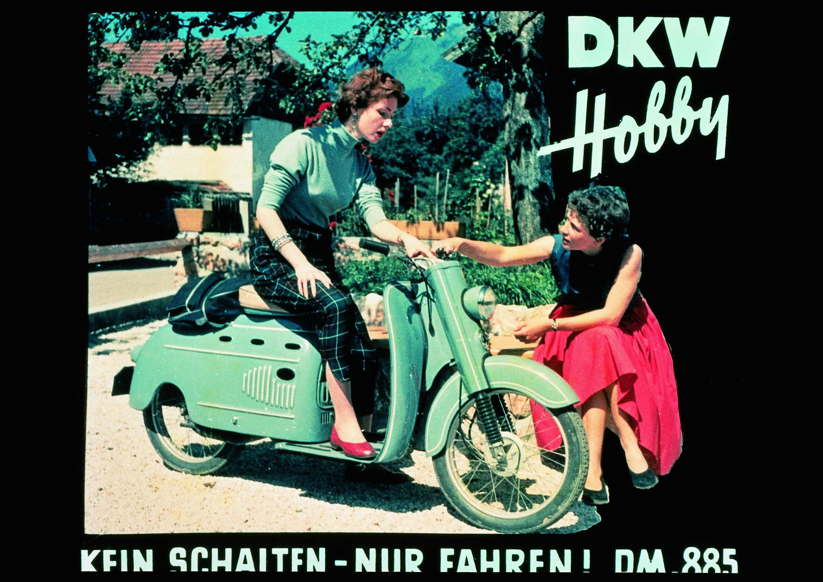 DKW Hobby scooter, 74 ccm, 3 bhp, one-cylinder two stroke engine, top speed 60 km/h, Uher automatic transmission