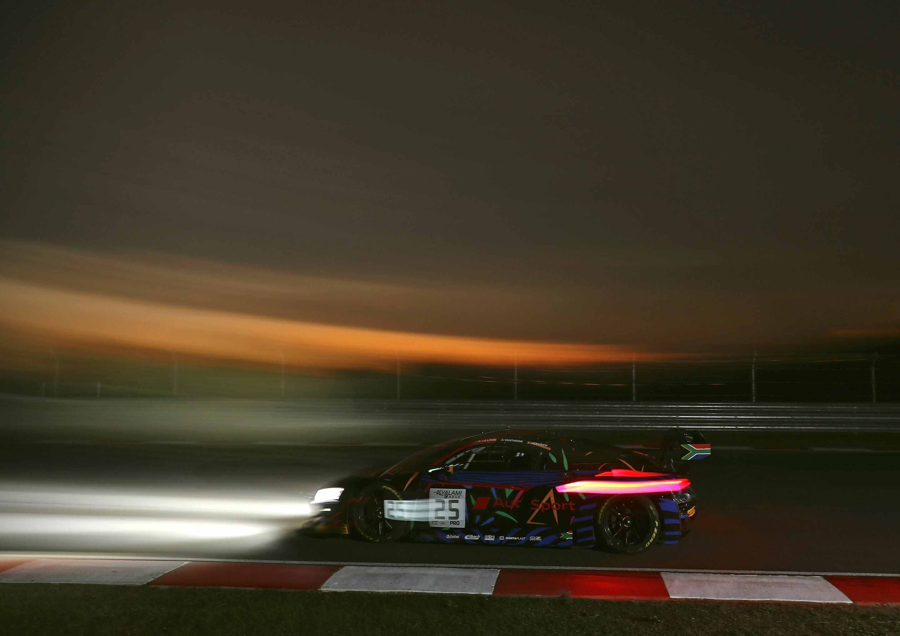 9h Kyalami 2019 - Audi R8 LMS #25 (Audi Sport Team WRT), Kelvin van der Linde/Dries Vanthoor/Frédéric Vervisch