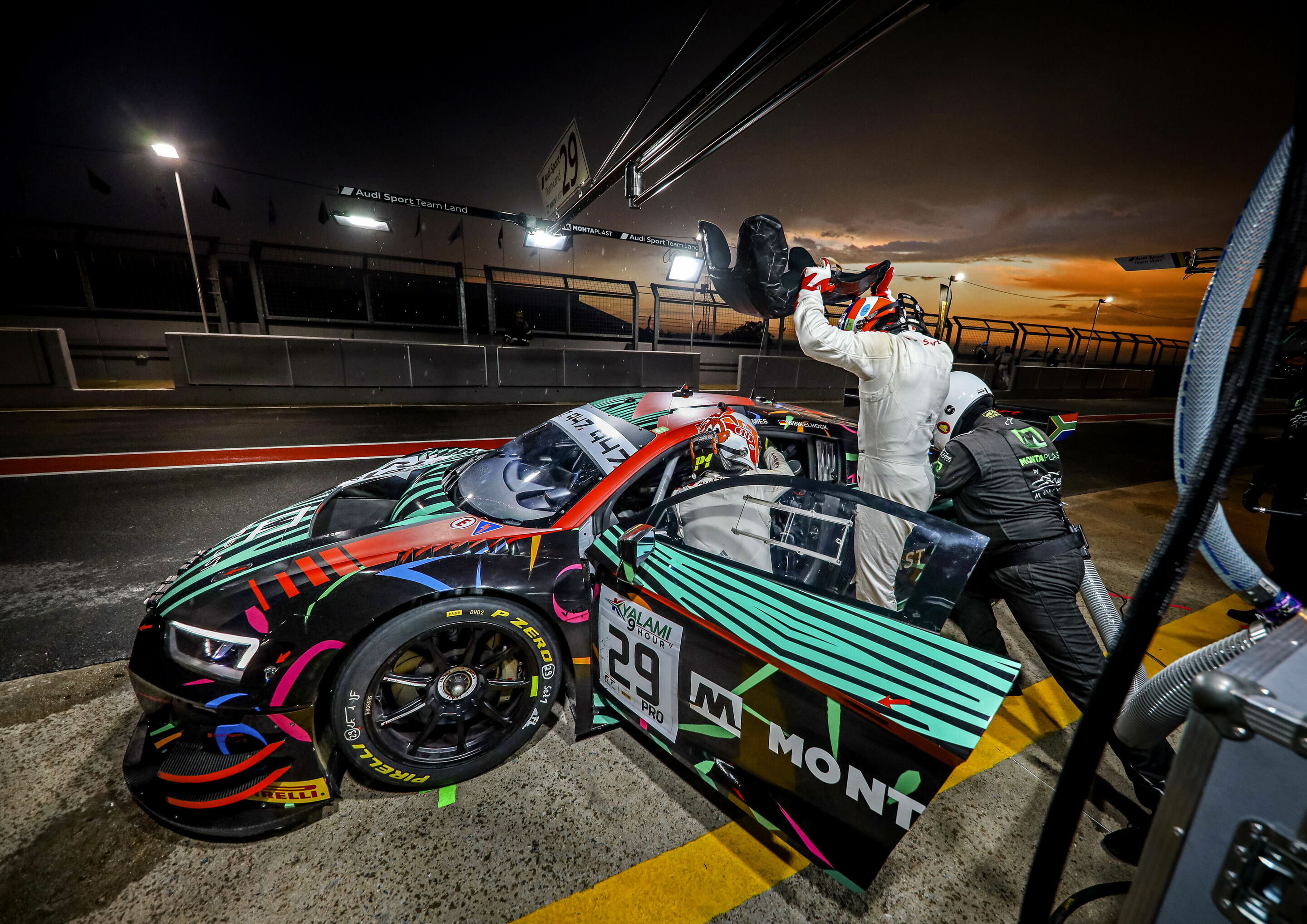 9h Kyalami 2019 - Audi R8 LMS #29 (Audi Sport Team Land), Christopher Haase/Christopher Mies/Markus Winkelhock