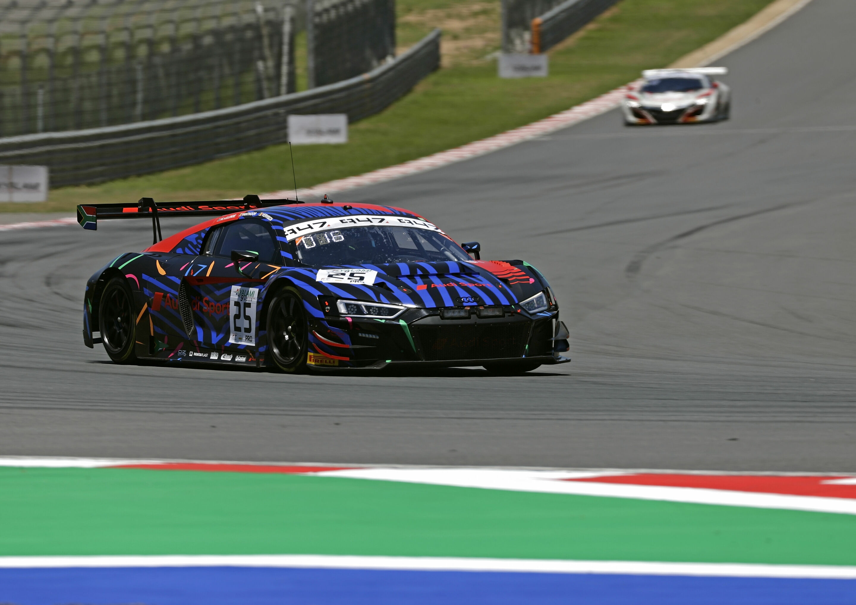 9h Kyalami 2019 - Audi R8 LMS #25 (Audi Sport Team WRT), Kelvin van der Linde/Dries Vanthoor/Frédéric Vervisch