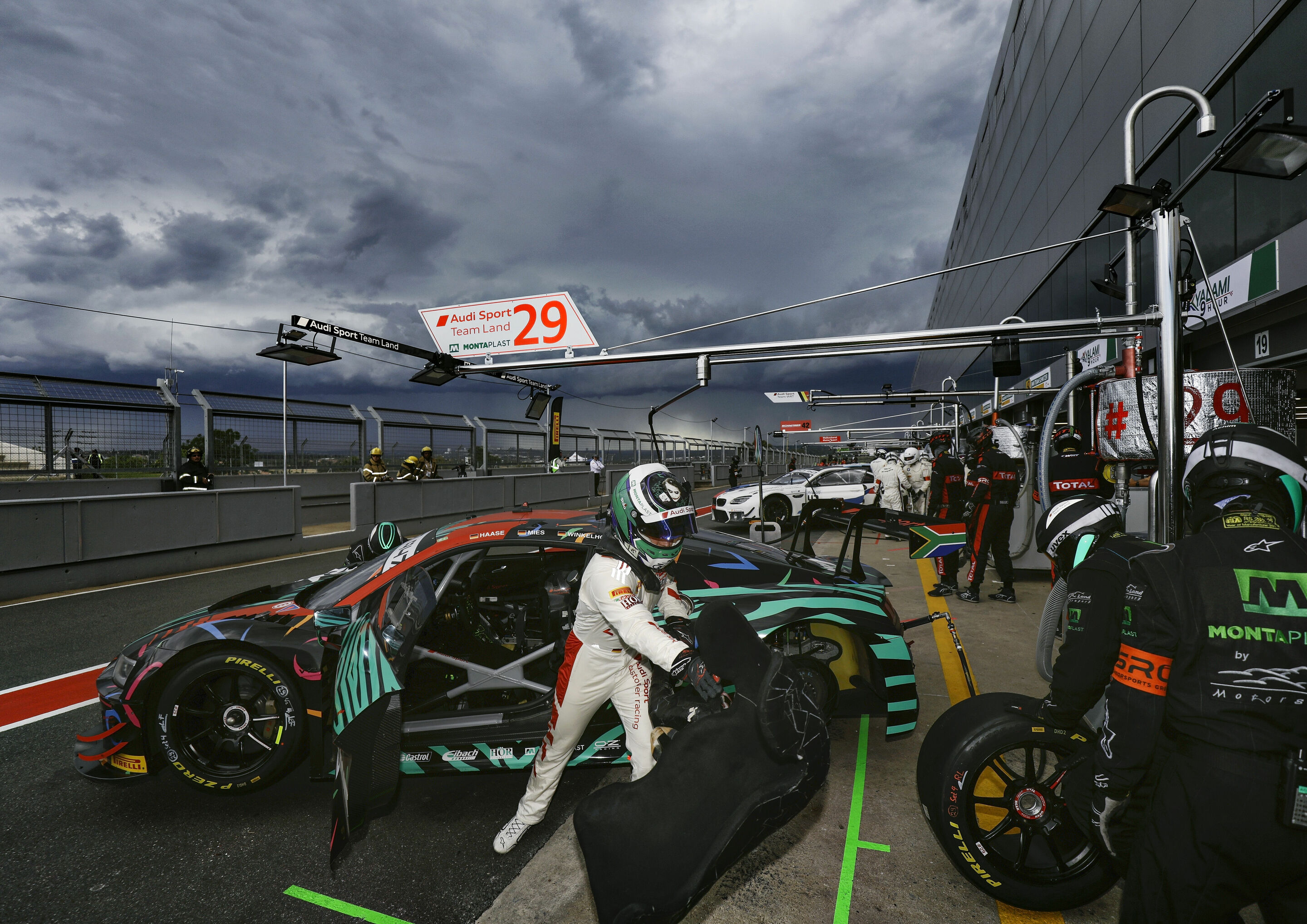 9h Kyalami 2019 - Audi R8 LMS #29 (Audi Sport Team Land), Christopher Haase/Christopher Mies/Markus Winkelhock