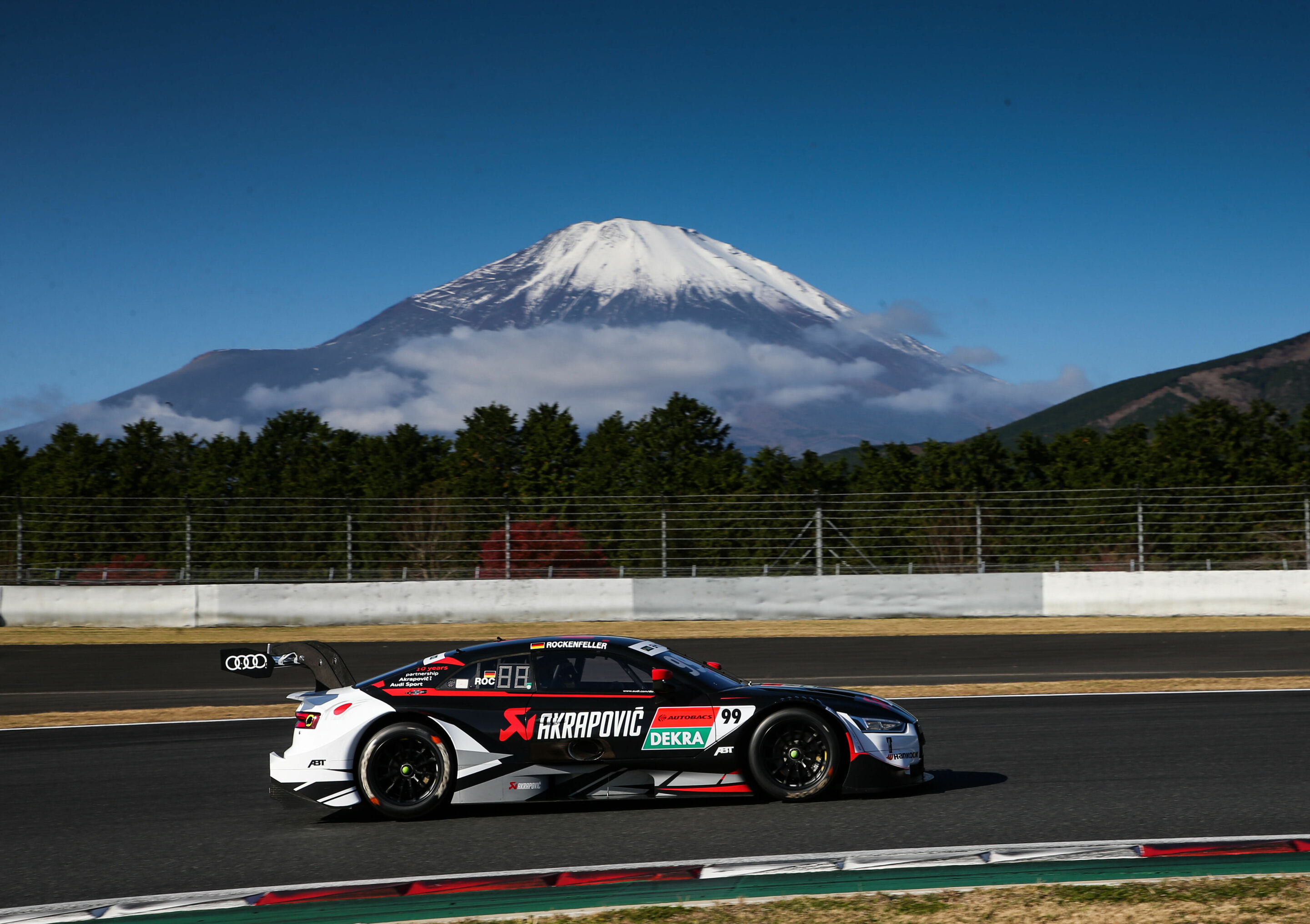 SUPER GT X DTM 2019 - Akrapovič Audi RS 5 DTM #99 (Audi Sport Team Abt Sportsline), Mike Rockenfeller