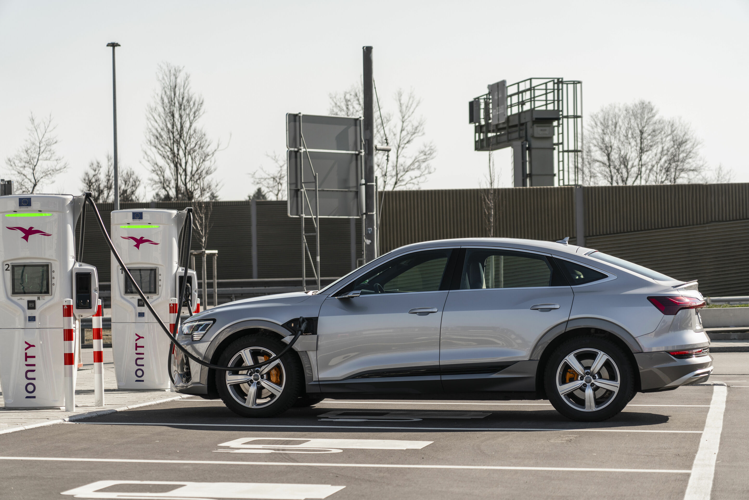 Charging capacity vs. charging speed: What constitutes high charging performance