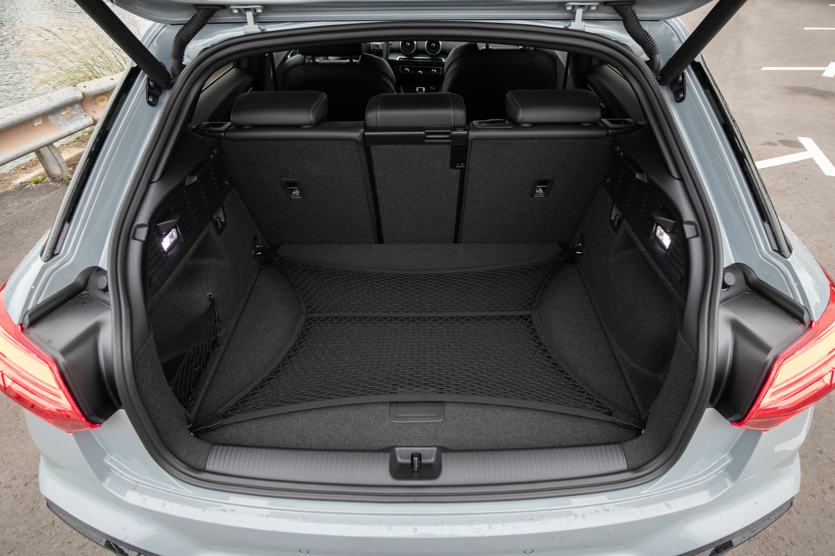 Audi Q2 - Luggage compartment