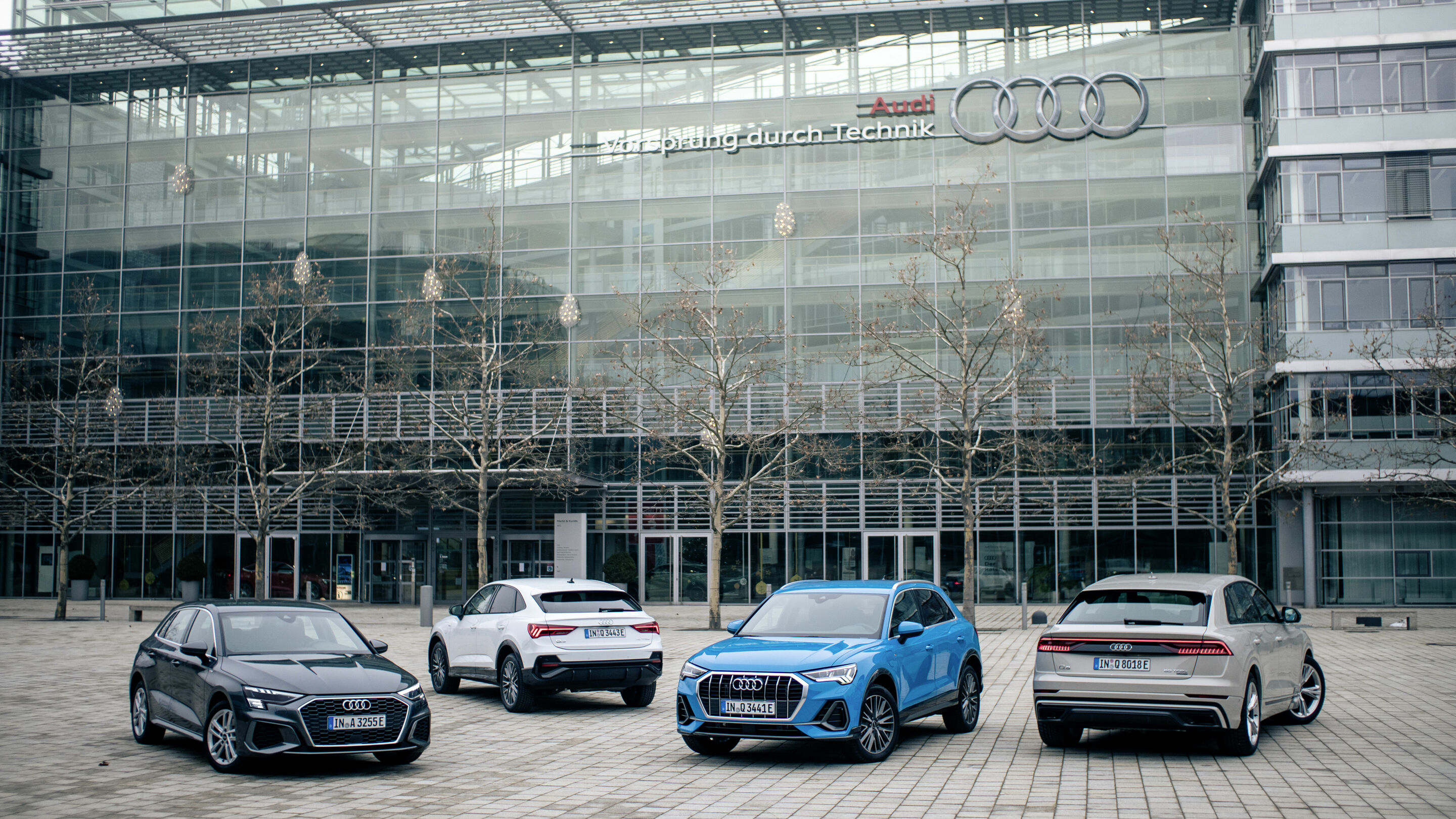 Audi Q3  Audi MediaCenter
