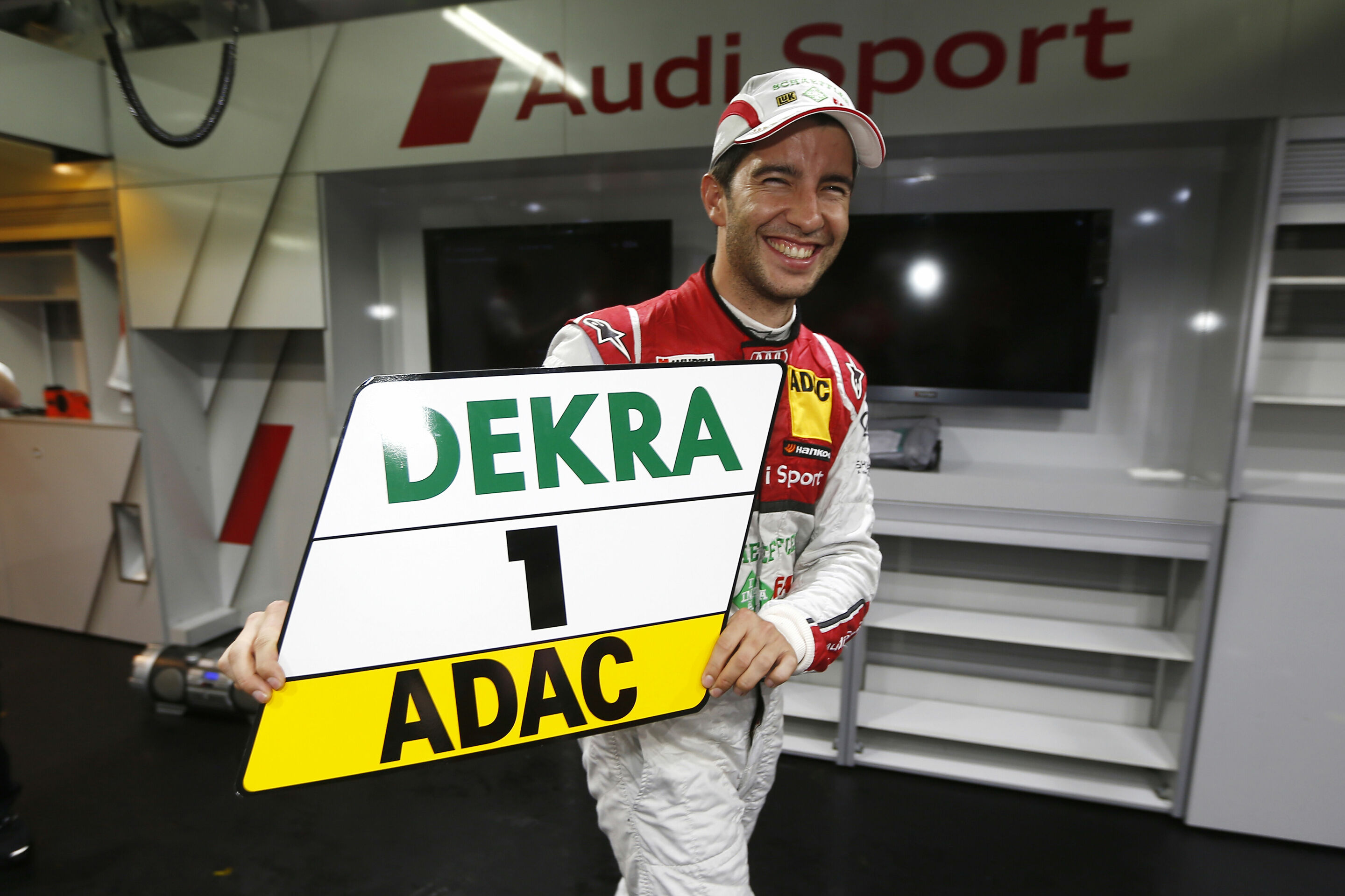 Audi driver Rockenfeller wins ADAC voting