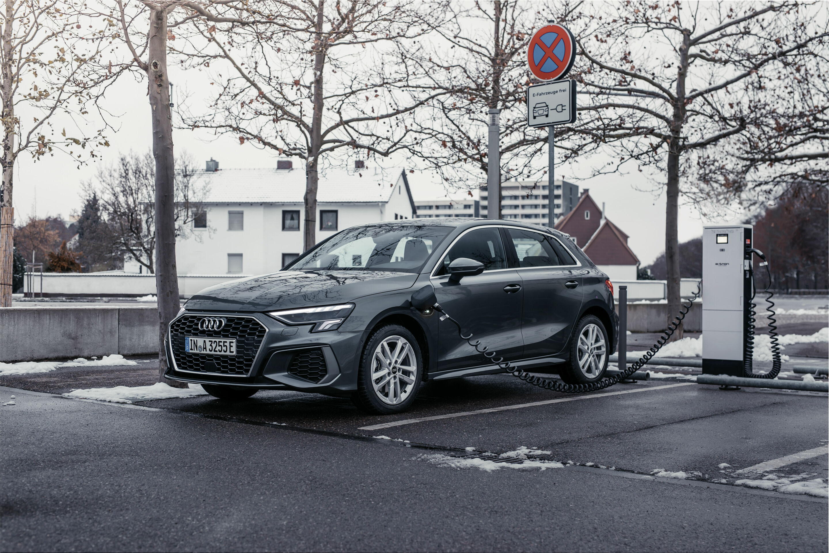 Drive up to 78 km (48.5 mi) on electric power: The New Audi A3 Sportback 40  TFSI e