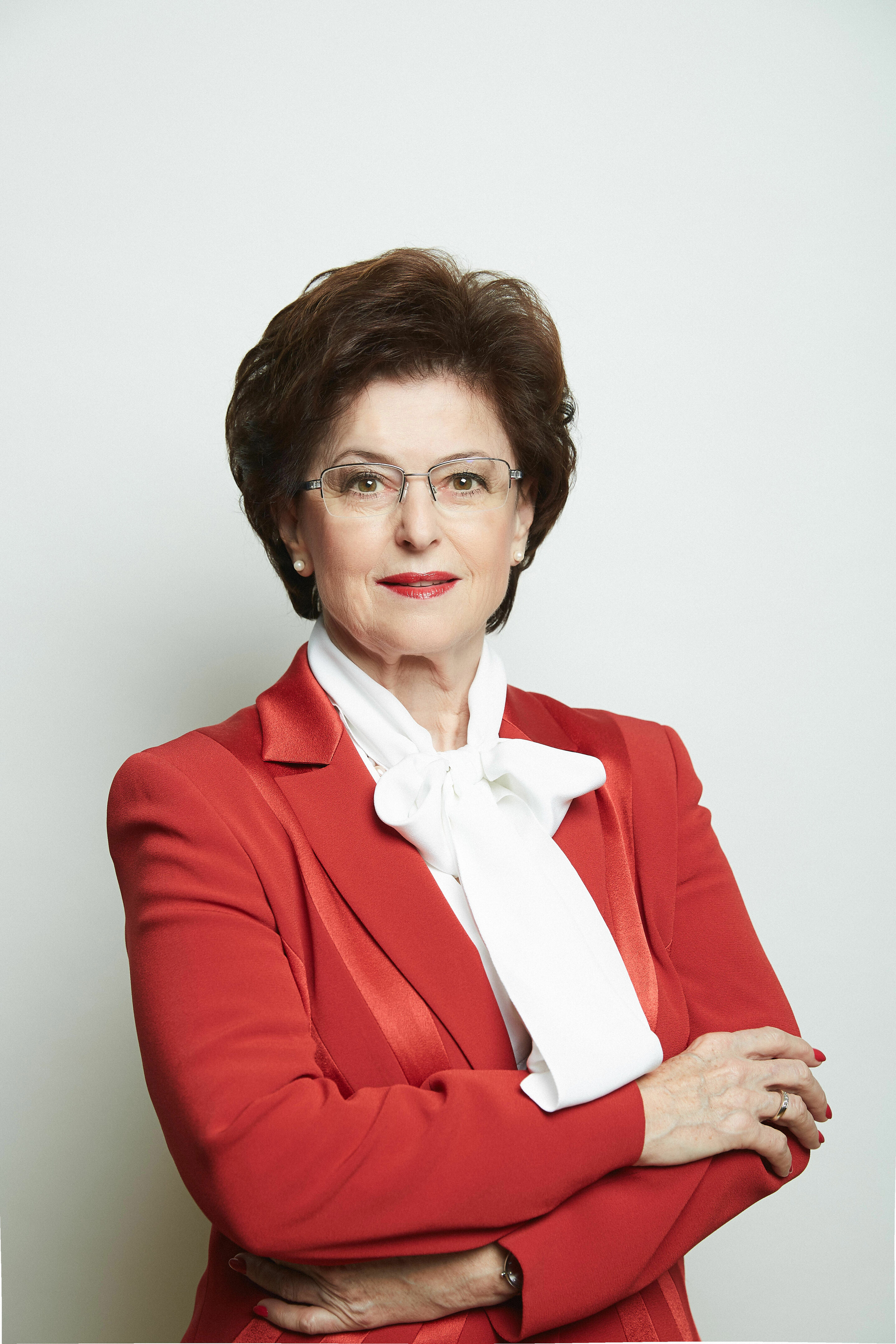 Dr. Elisabeth Knab