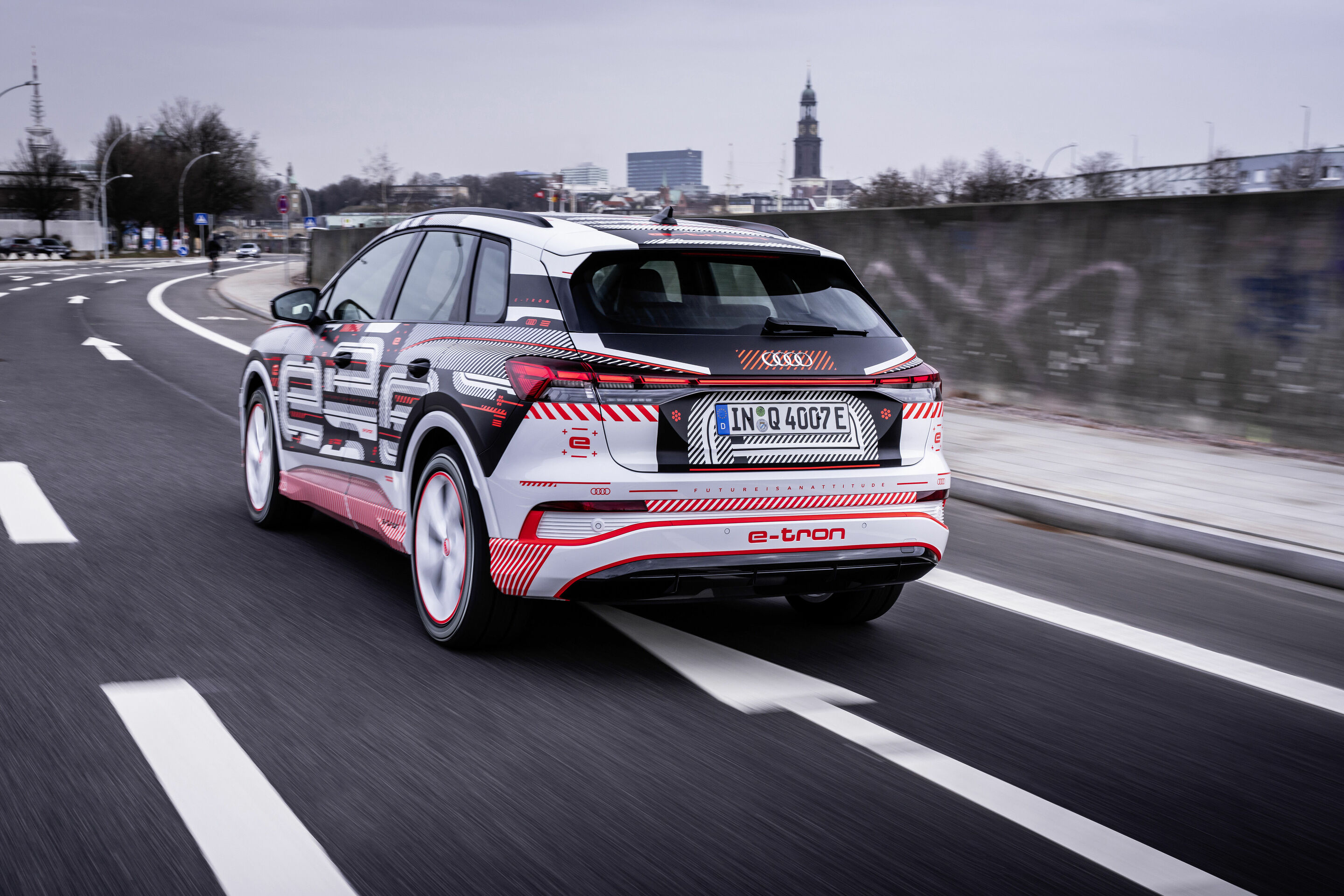 Audi Q4 e-tron - Dynamic photo
