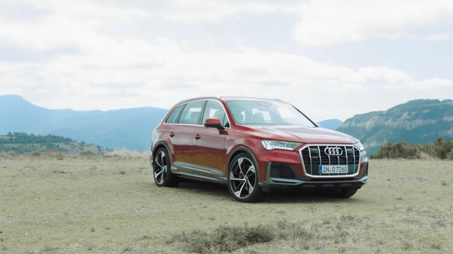 The new Audi Q7 (trailer)