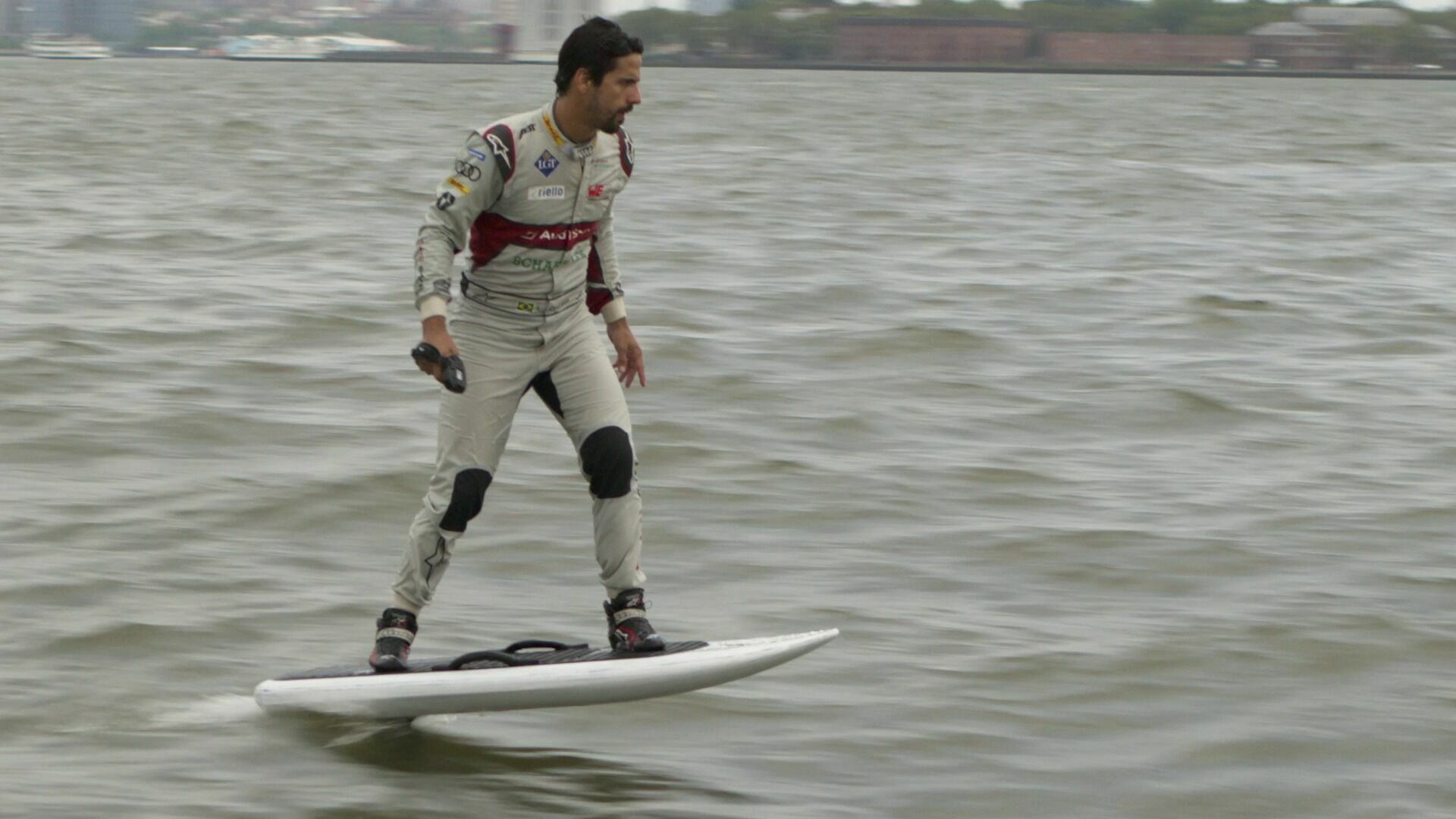 Welcome to New York: Lucas di Grassi’s spectacular ride on the Upper Bay
