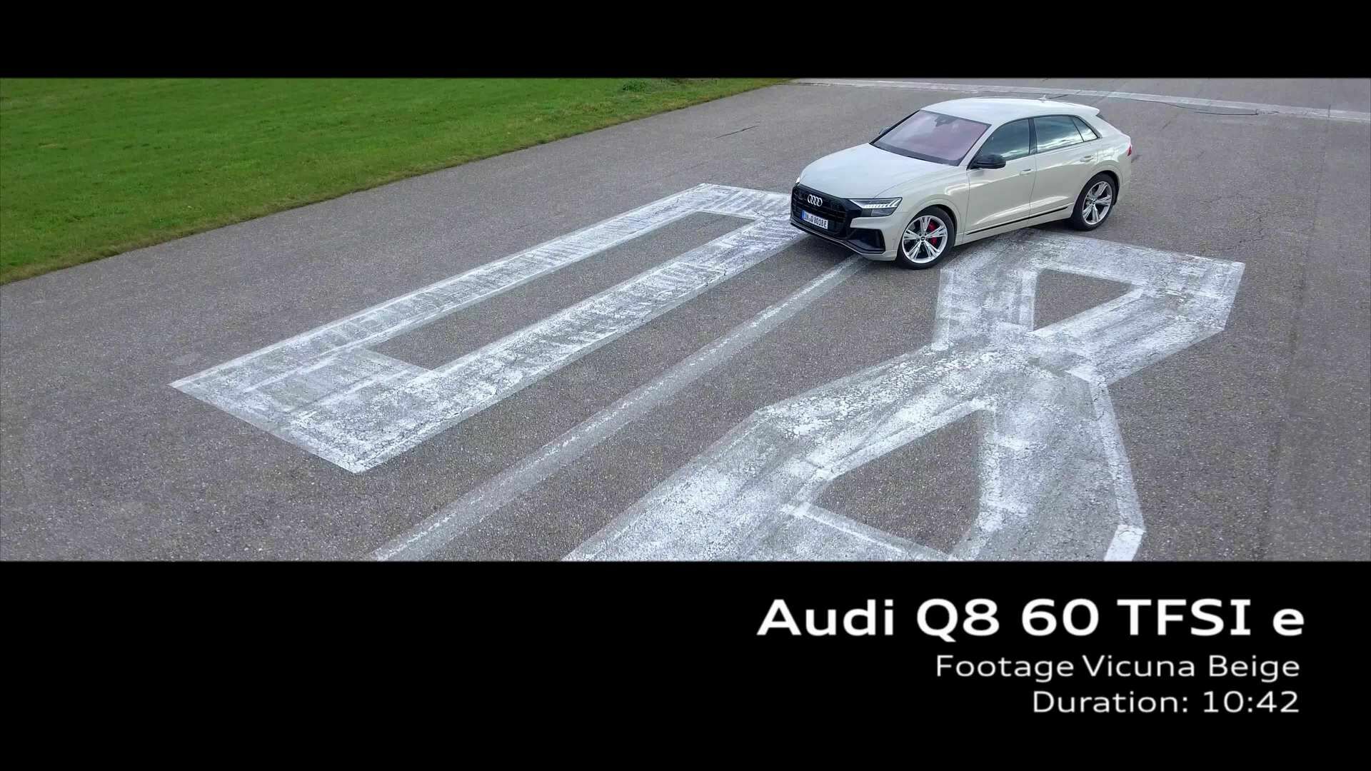 Footage: Audi Q8 TFSI e Vicuna beige