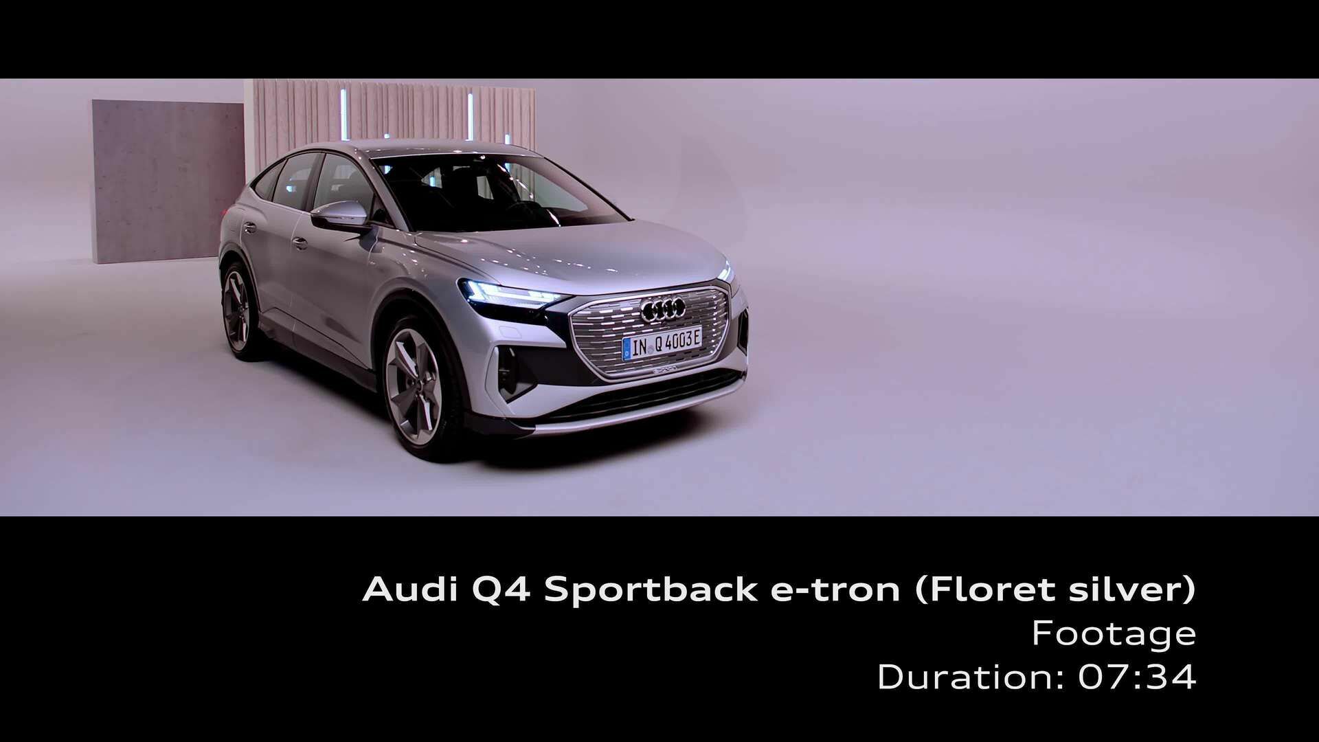 Studio Footage: Audi Q4 Sportback e-tron Floret silver