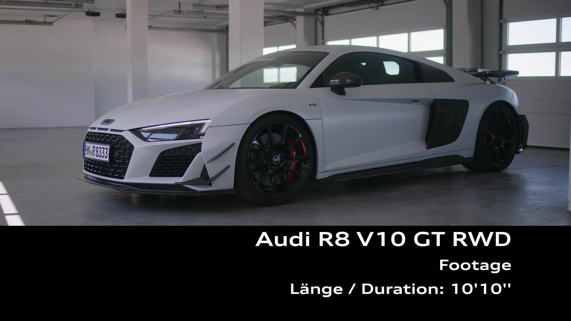 Footage: Audi R8 V10 GT RWD
