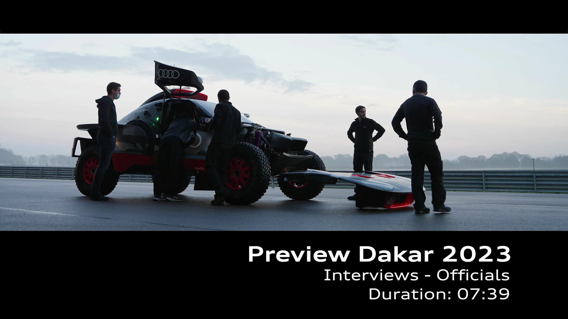 Footage: Interviews: Management und Offizielle – vor der Rallye Dakar 2023