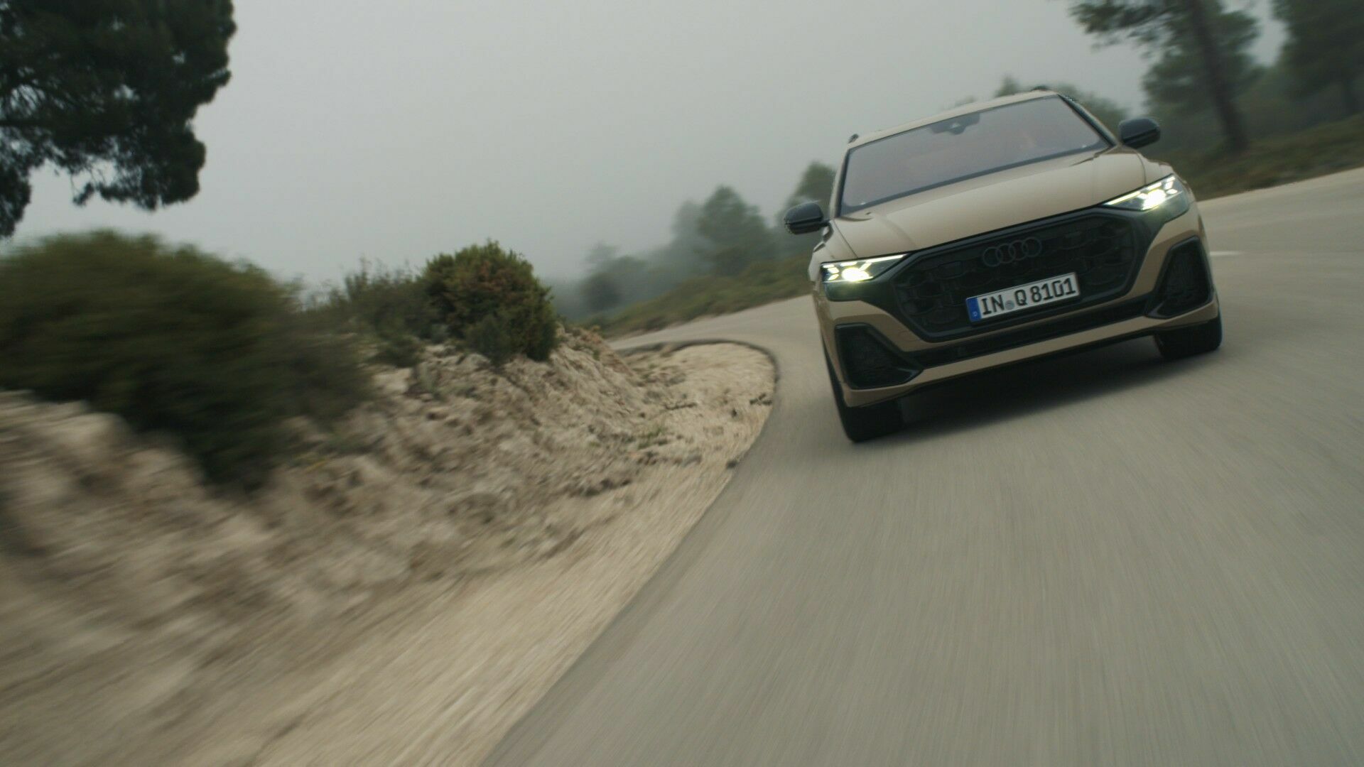Audi Q8 – Trailer (dynamisch)