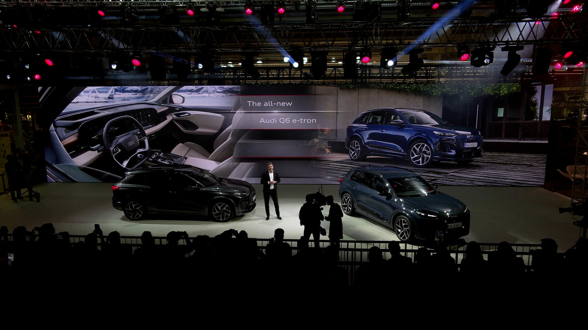 Weltpremiere des neuen Audi Q6 e-tron