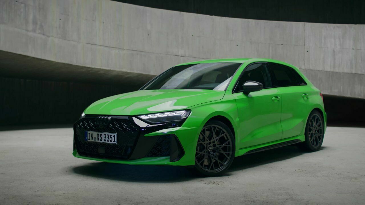 Audi RS 3 Sedan, Audi RS 3 Sportback - Trailer (dynamic)