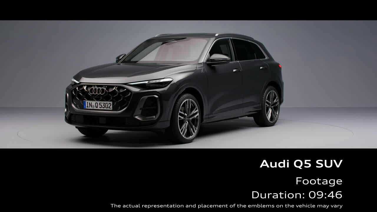 Audi Q5 SUV – Footage (Studio)