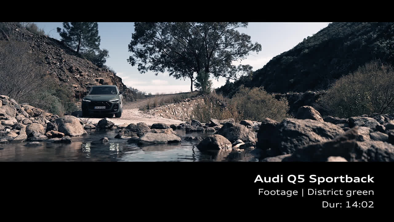 Audi Q5 Sportback Distriktgrün Metallic – Footage (On-Location)