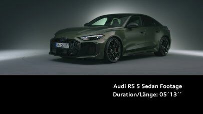 Audi RS 5 Limousine – Footage (Studio, vertikal)