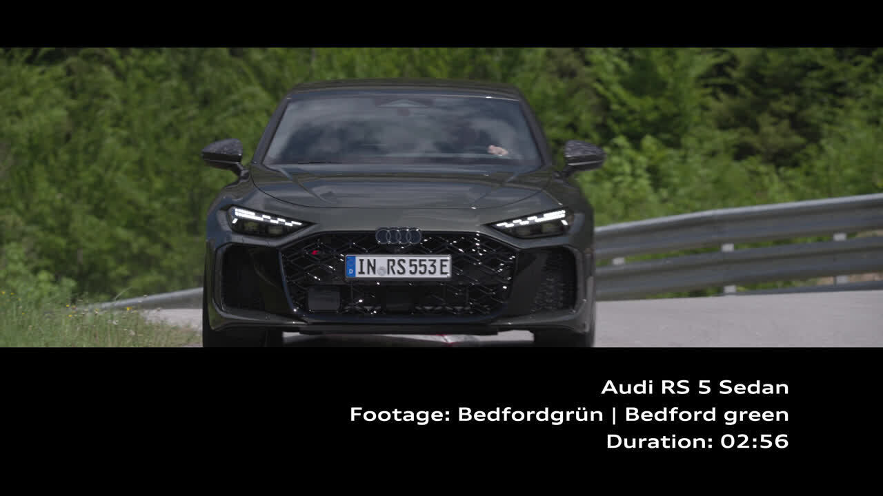 Audi RS 5 Sedan Bedford green – Footage (on location)