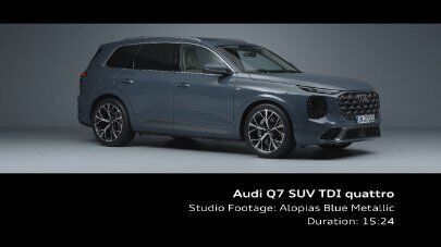 Audi Q7 SUV TDI quattro – Footage (Studio, vertikal)